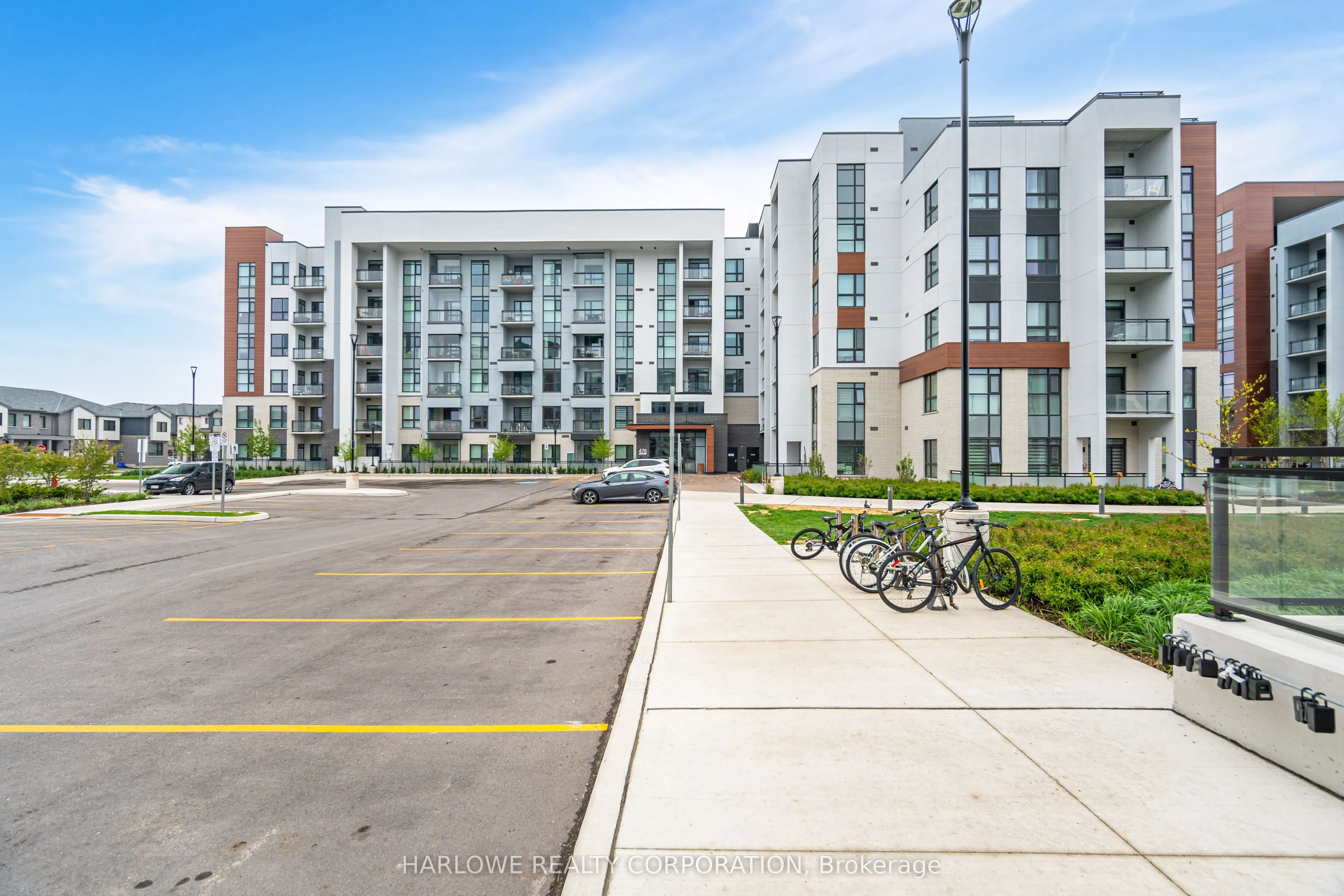 470 Gordon Krantz Avenue, #303