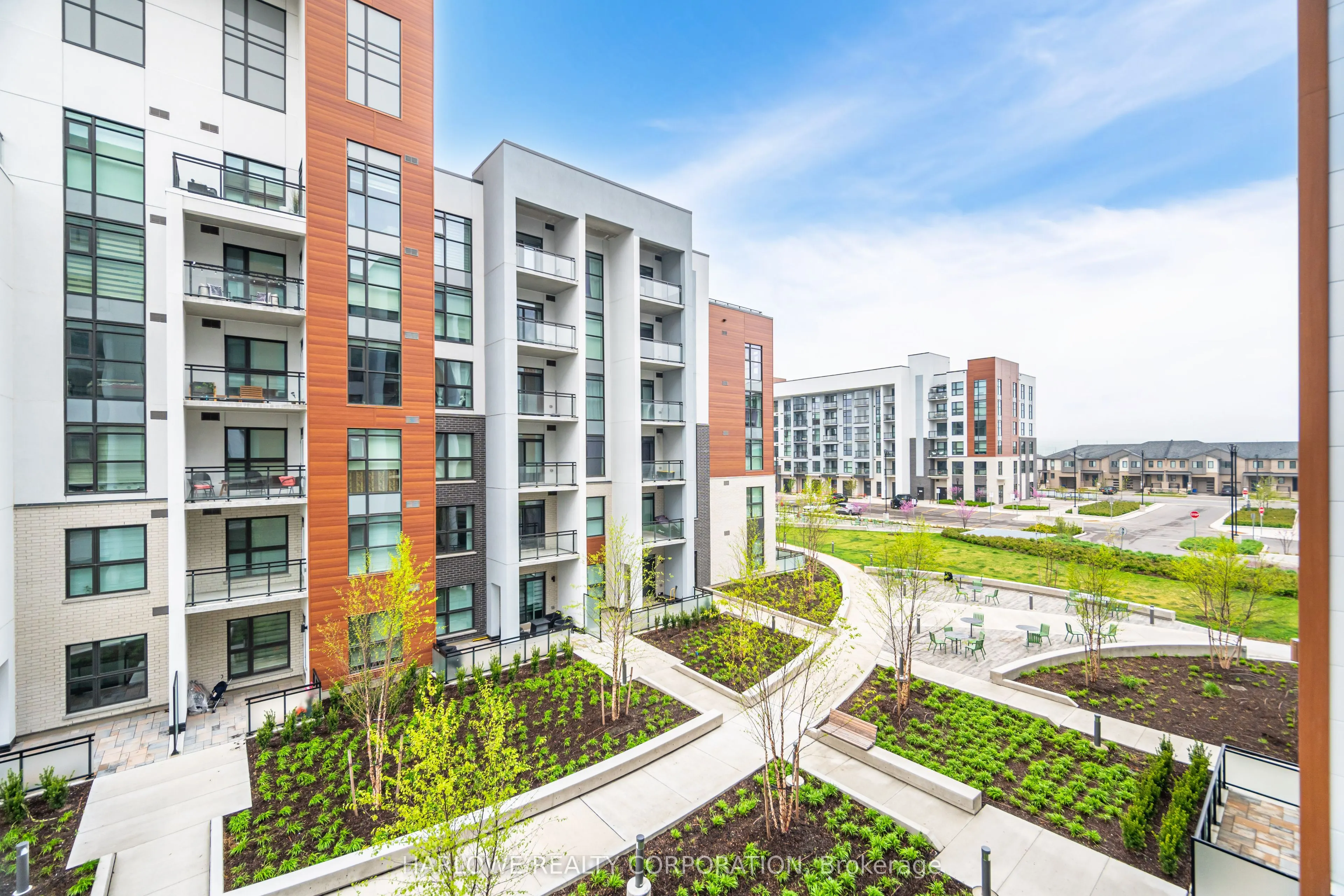 470 Gordon Krantz Avenue, #303