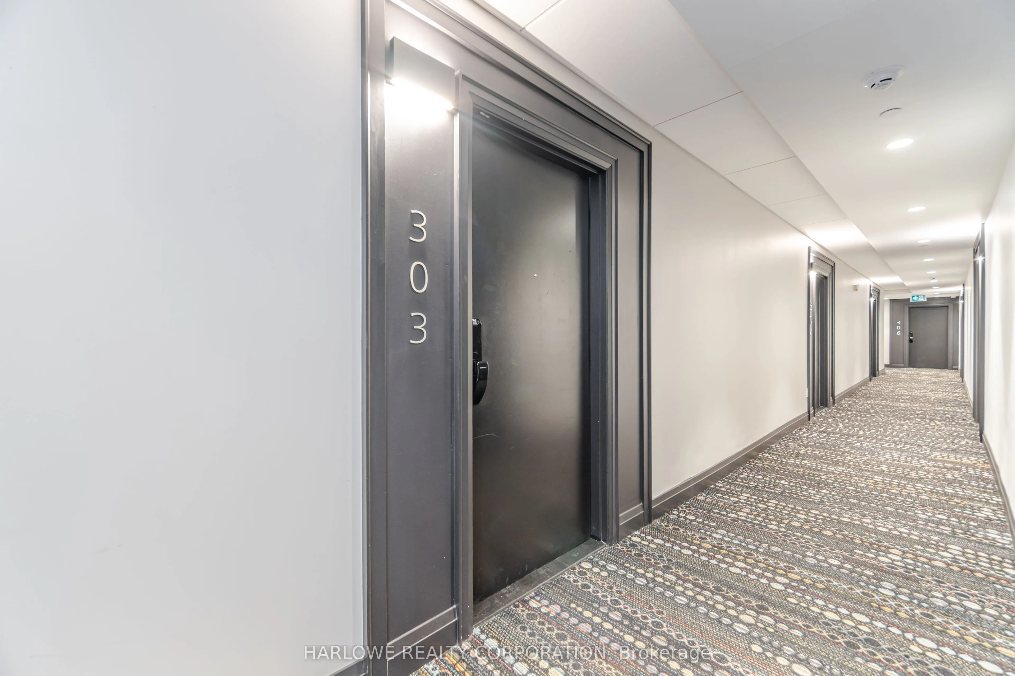 470 Gordon Krantz Avenue, #303