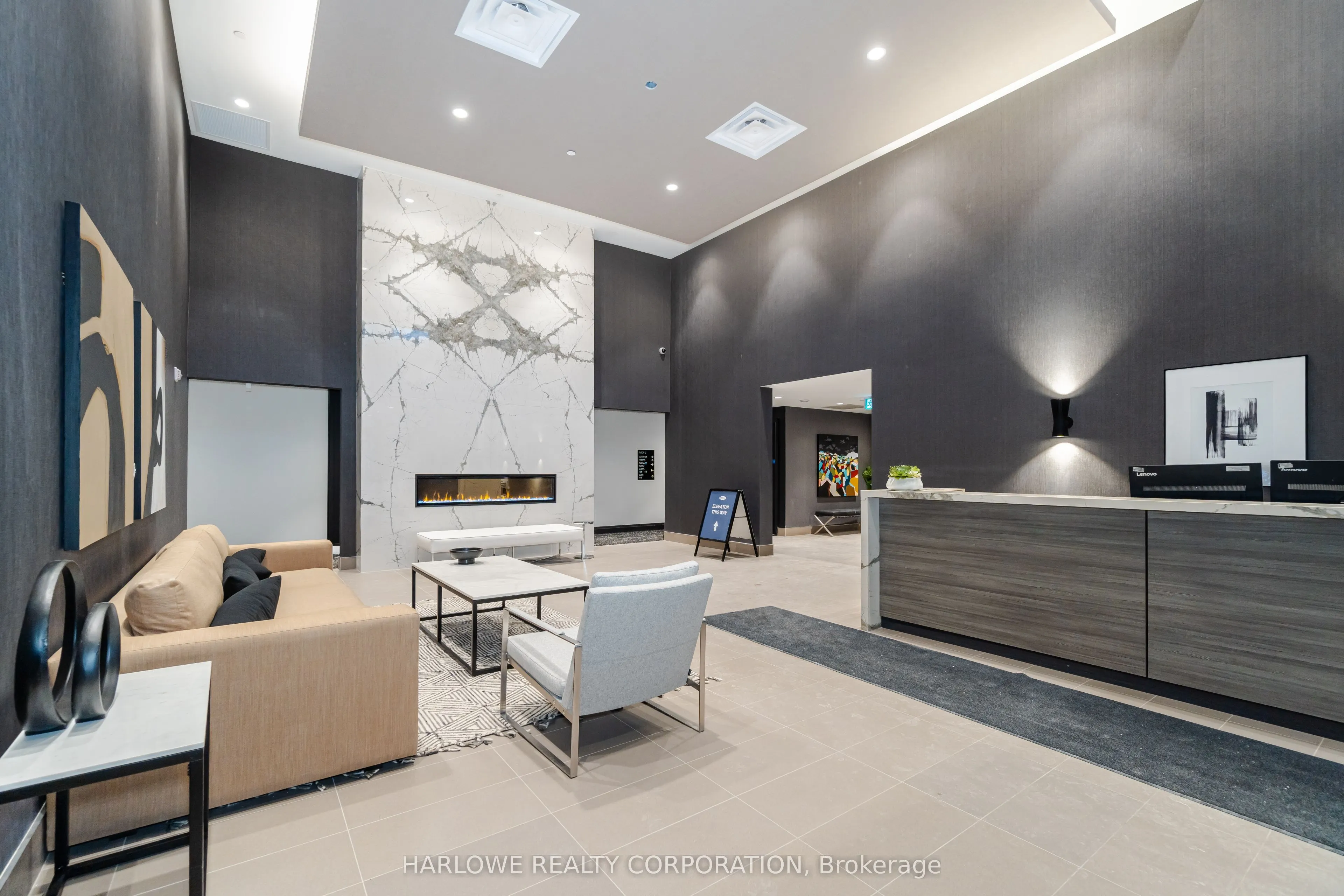 470 Gordon Krantz Avenue, #303
