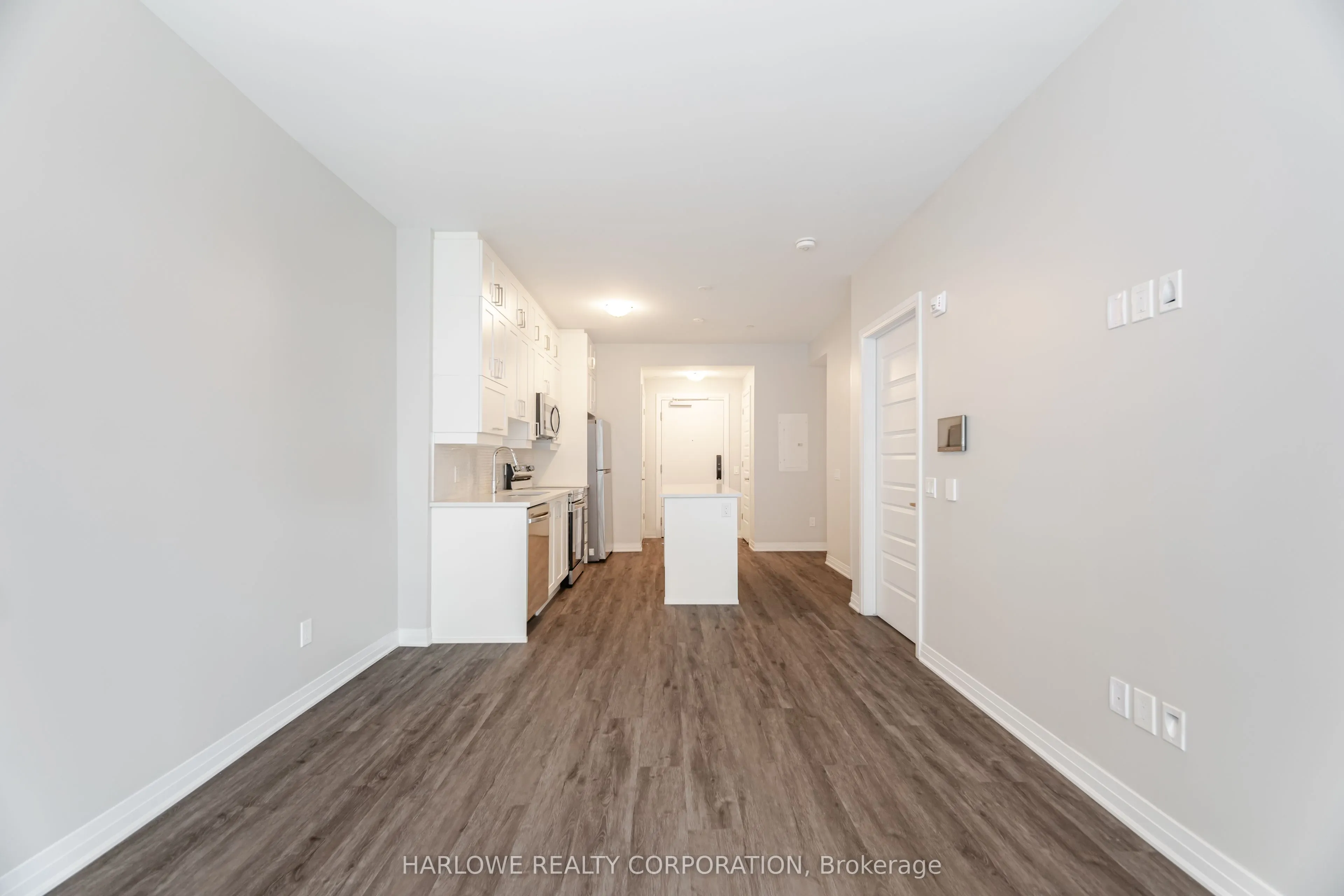 470 Gordon Krantz Avenue, #303