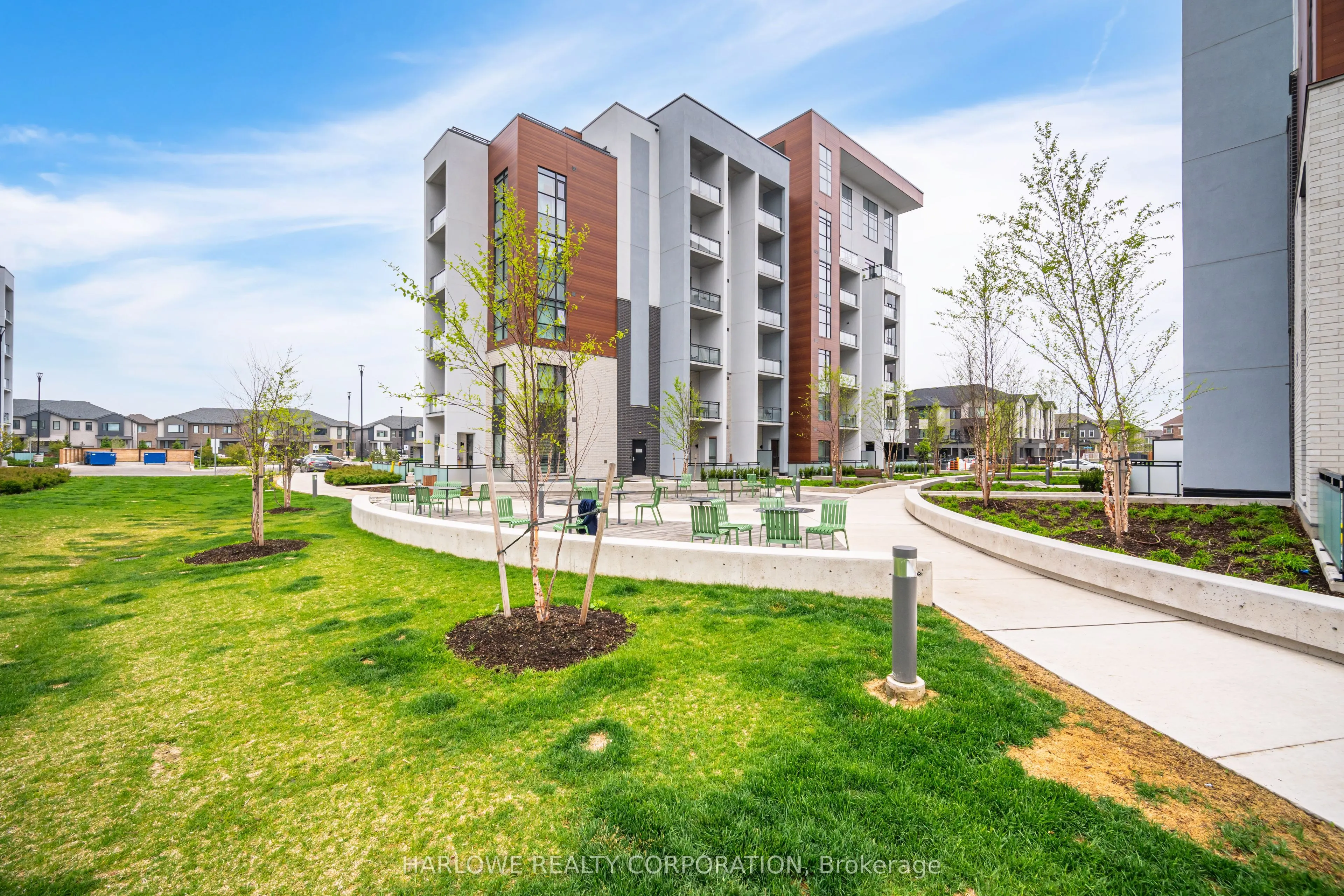 470 Gordon Krantz Avenue, #303