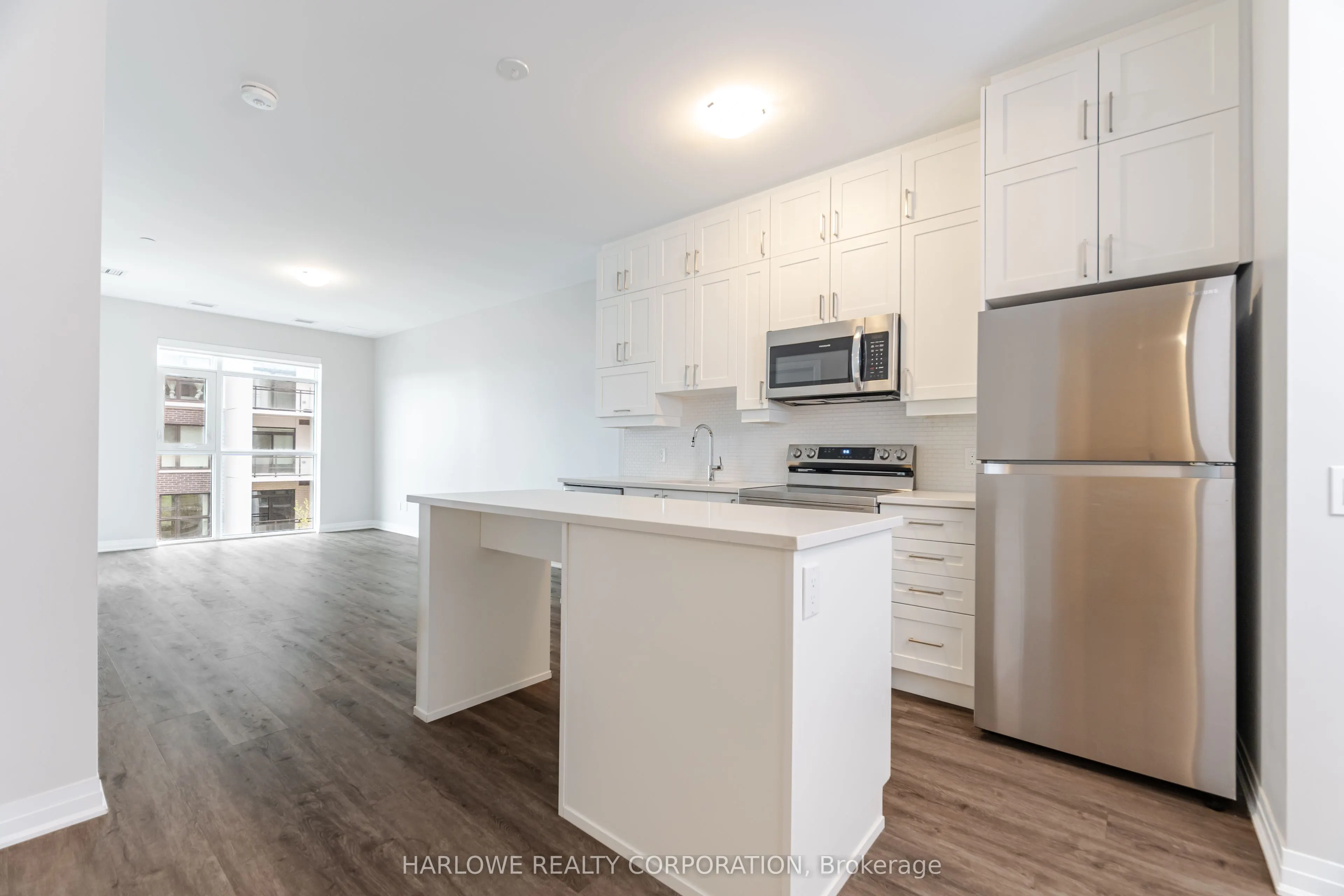470 Gordon Krantz Avenue, #303