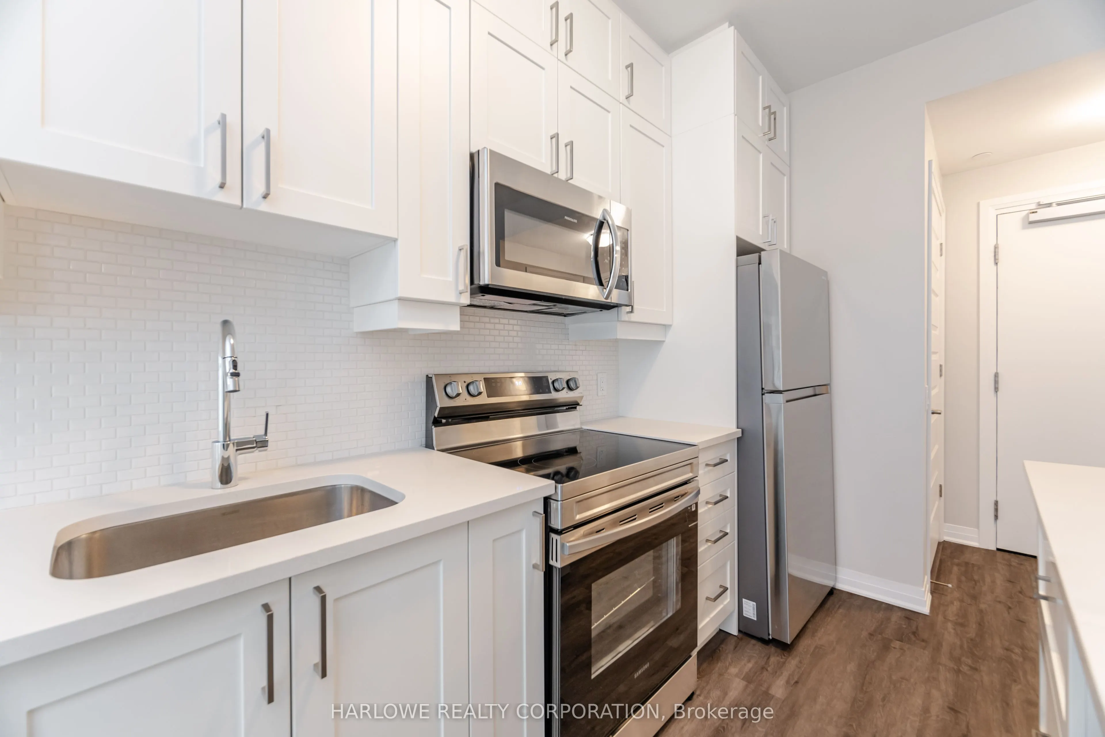 470 Gordon Krantz Avenue, #303