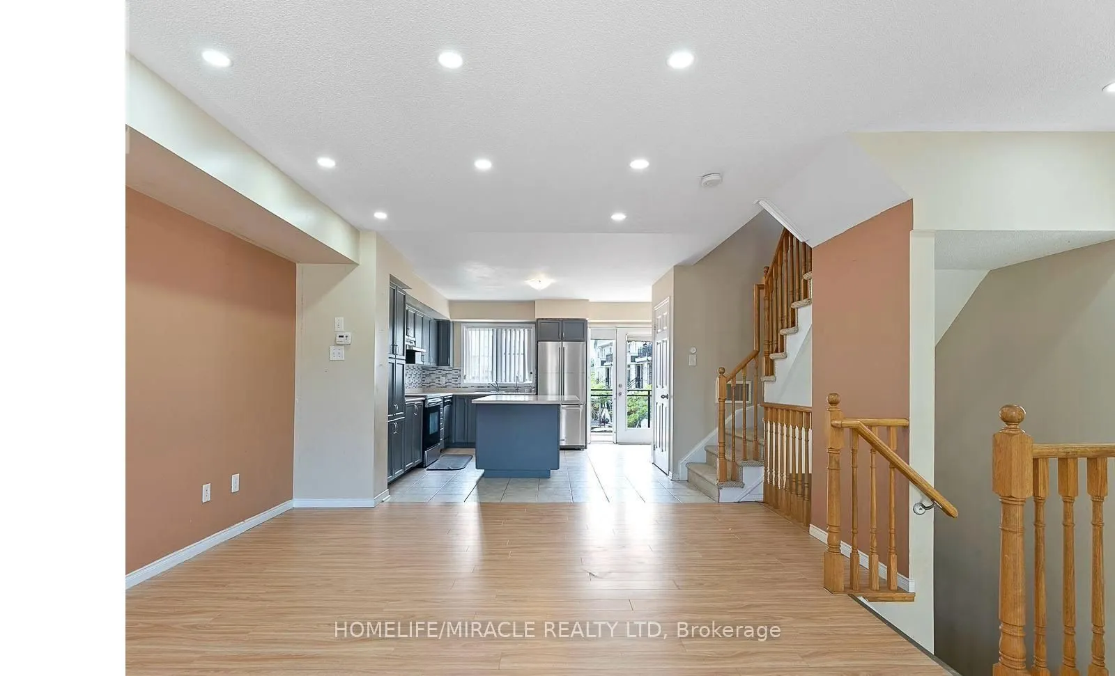 60 Fairwood Circle, #61