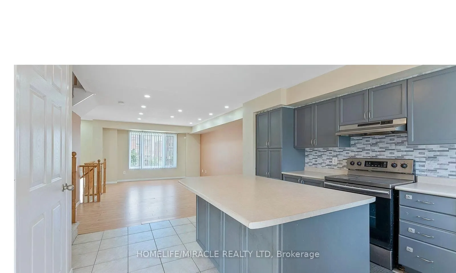 60 Fairwood Circle, #61