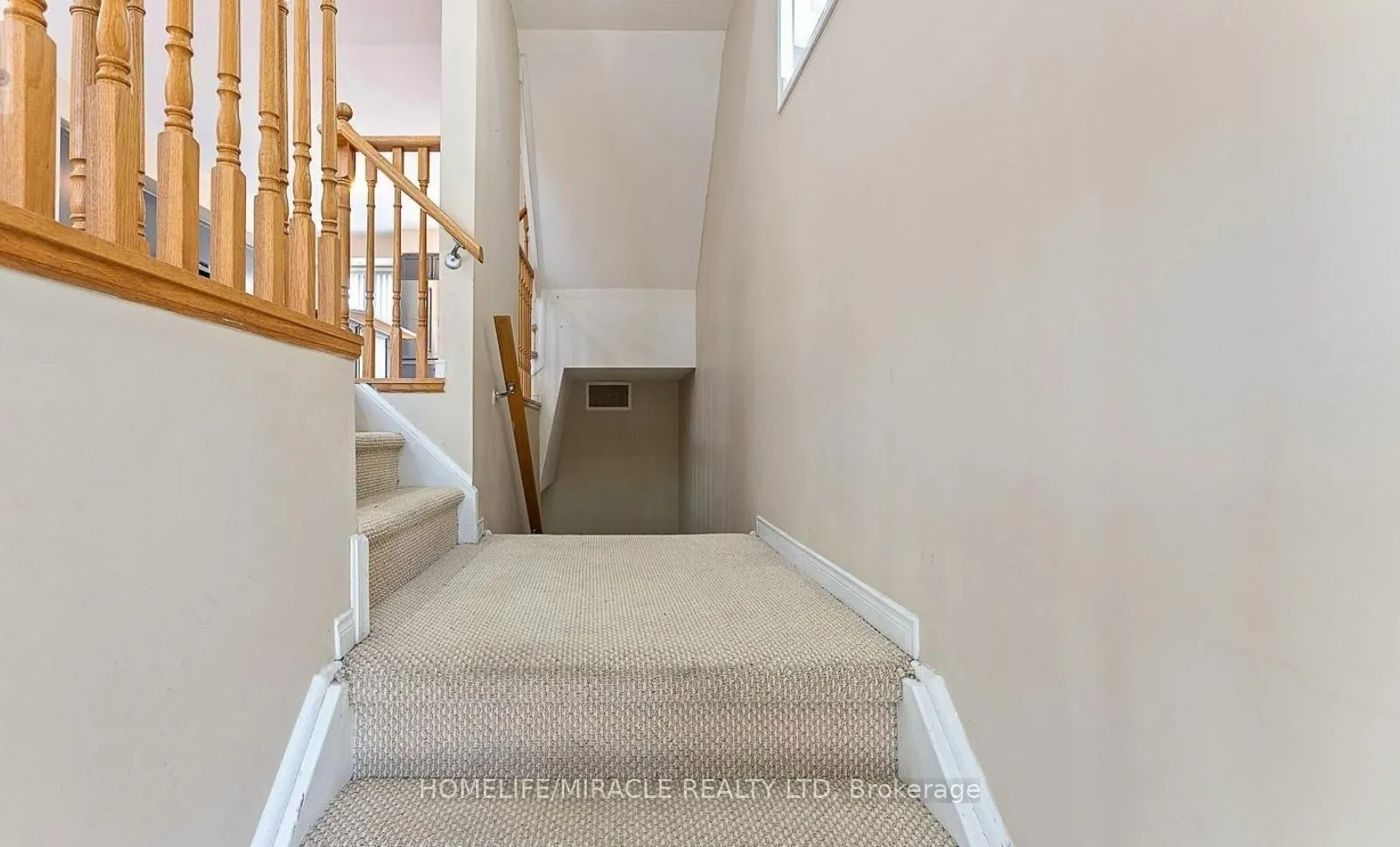 60 Fairwood Circle, #61