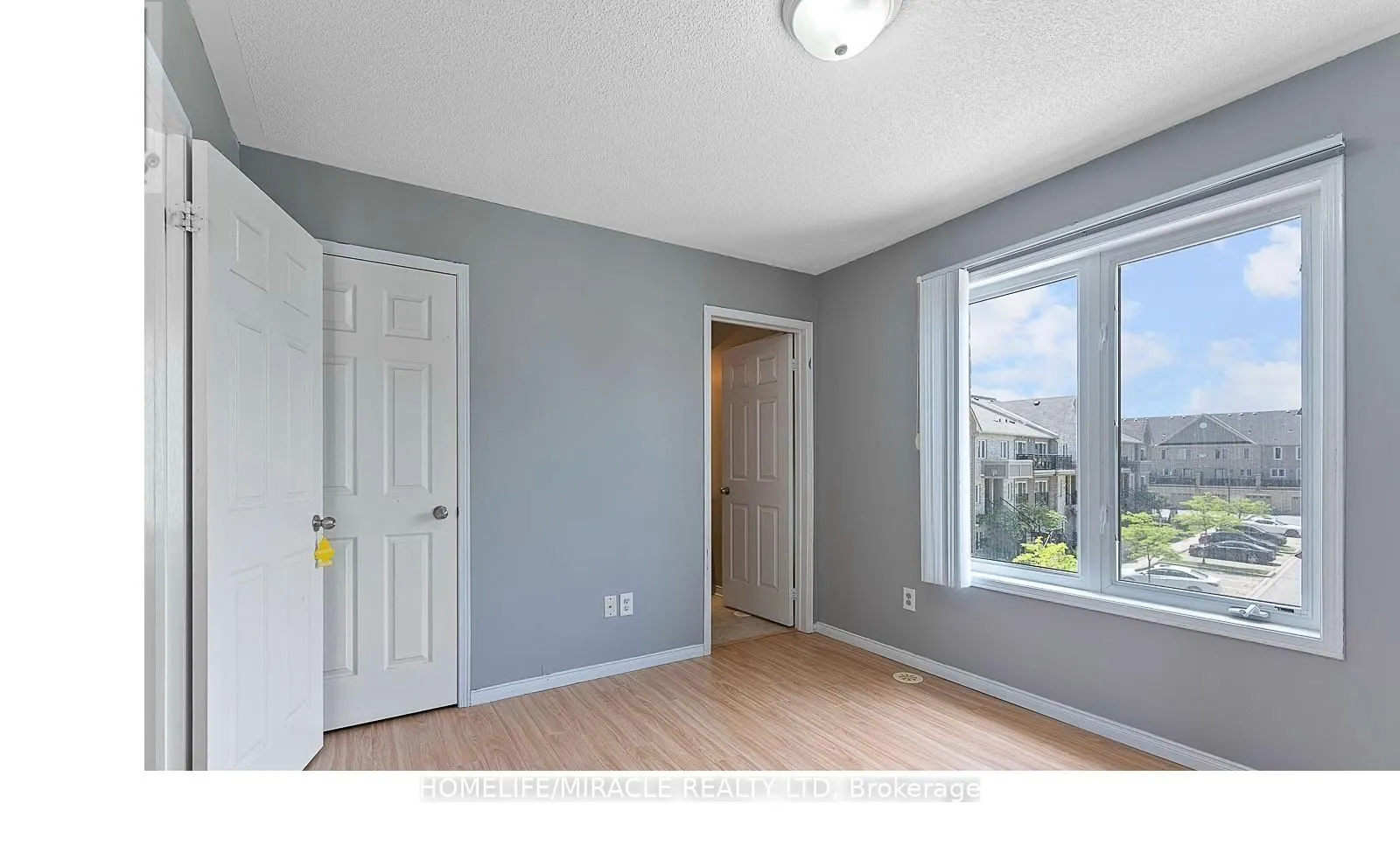 60 Fairwood Circle, #61
