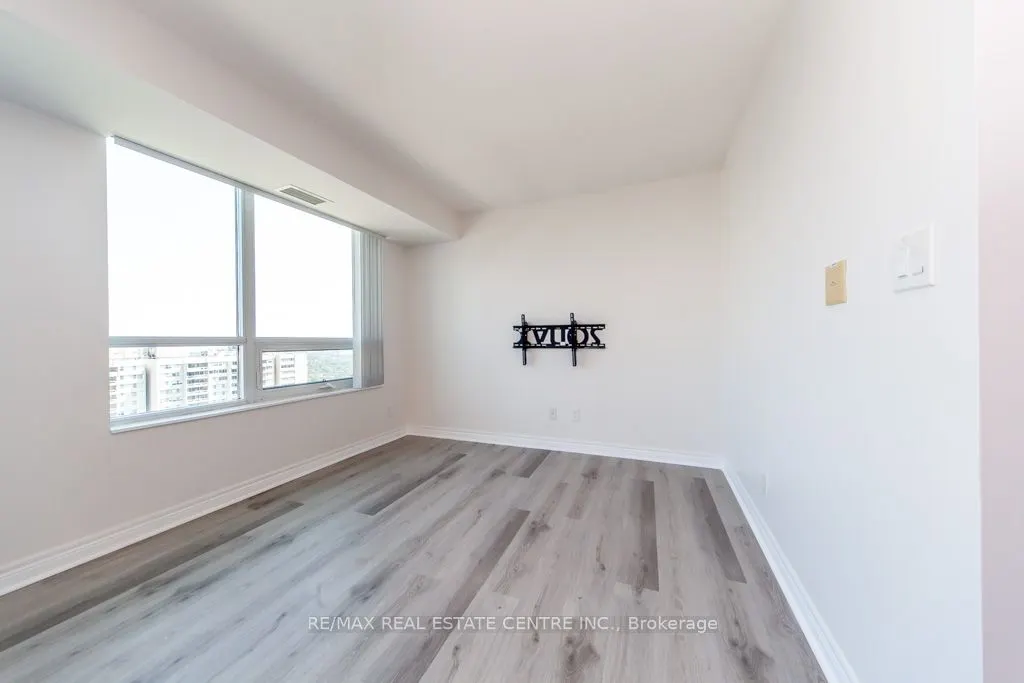 208 Enfield Place, #2701