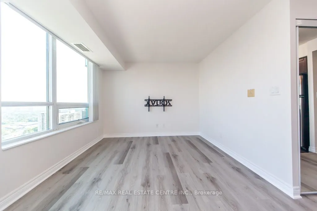 208 Enfield Place, #2701