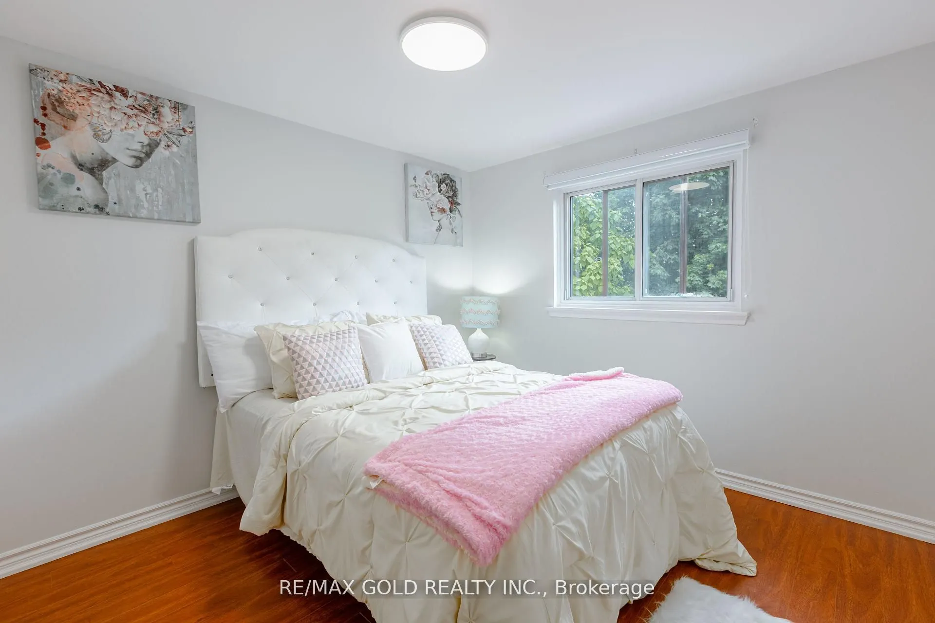 337 Fleetwood Crescent, #42