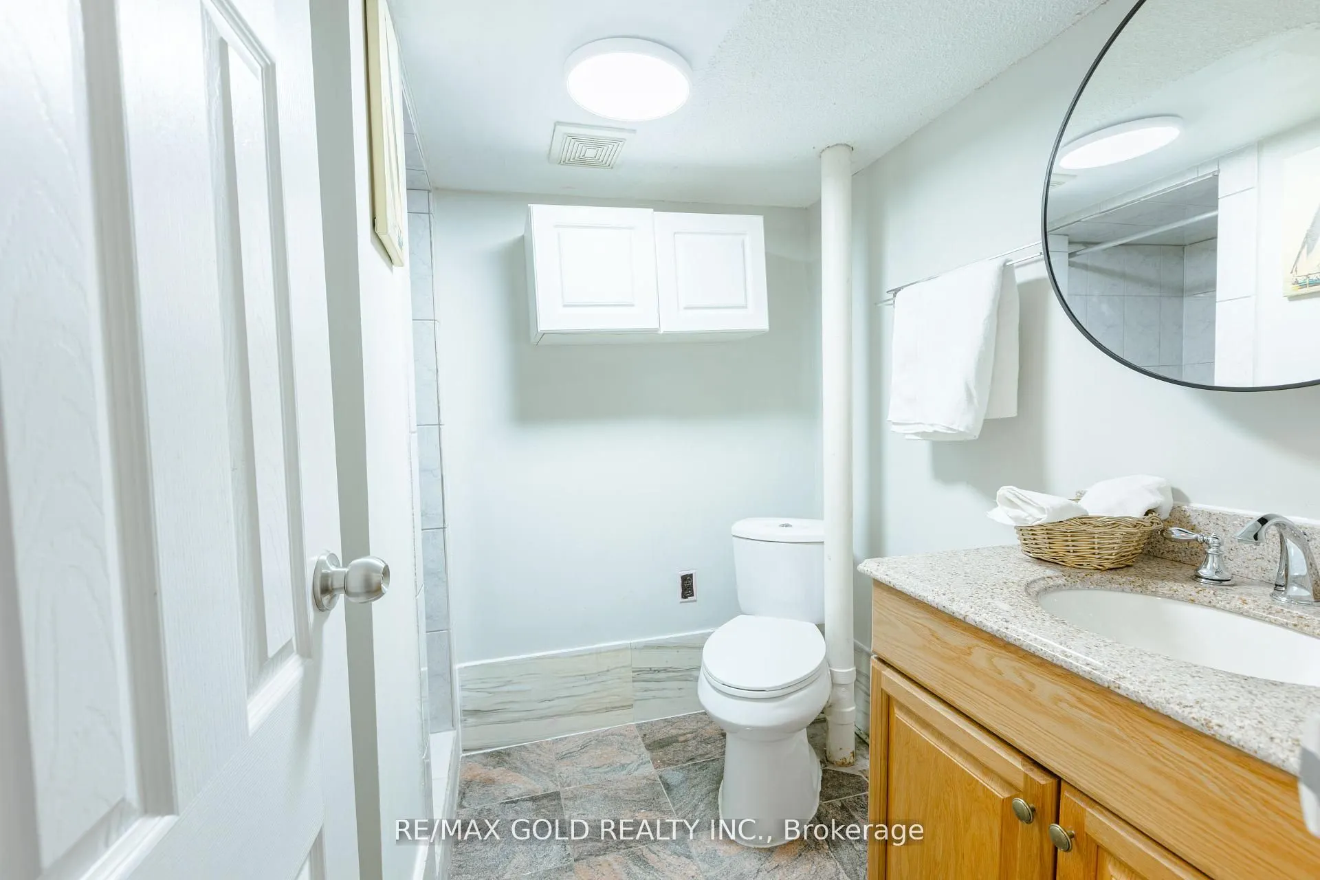 337 Fleetwood Crescent, #42