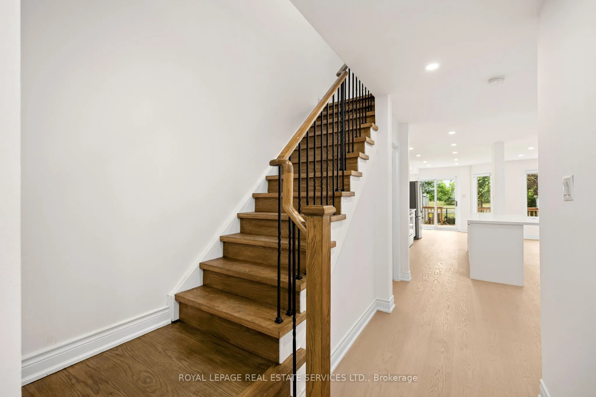 1130 Westview Terrace