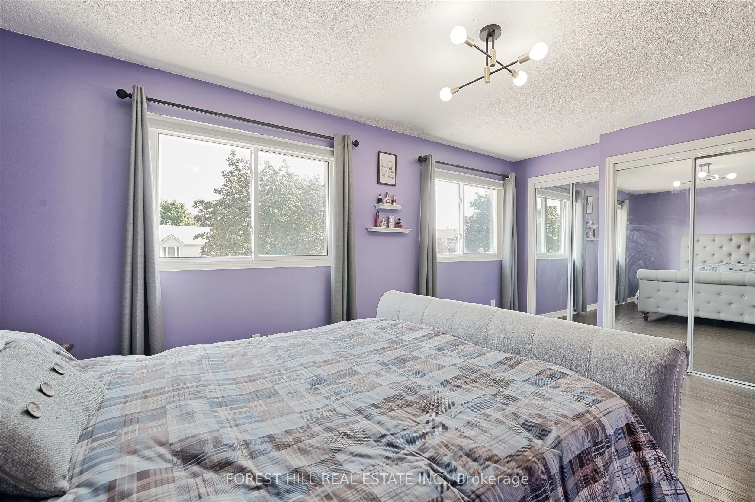 17 Rushmore Crescent