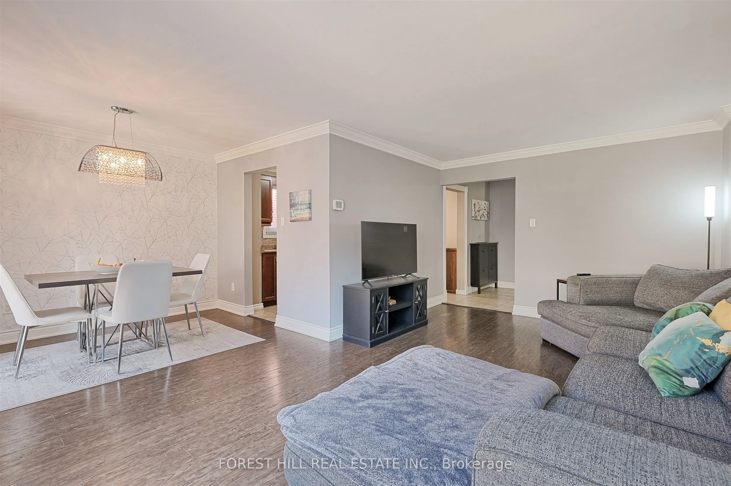 17 Rushmore Crescent