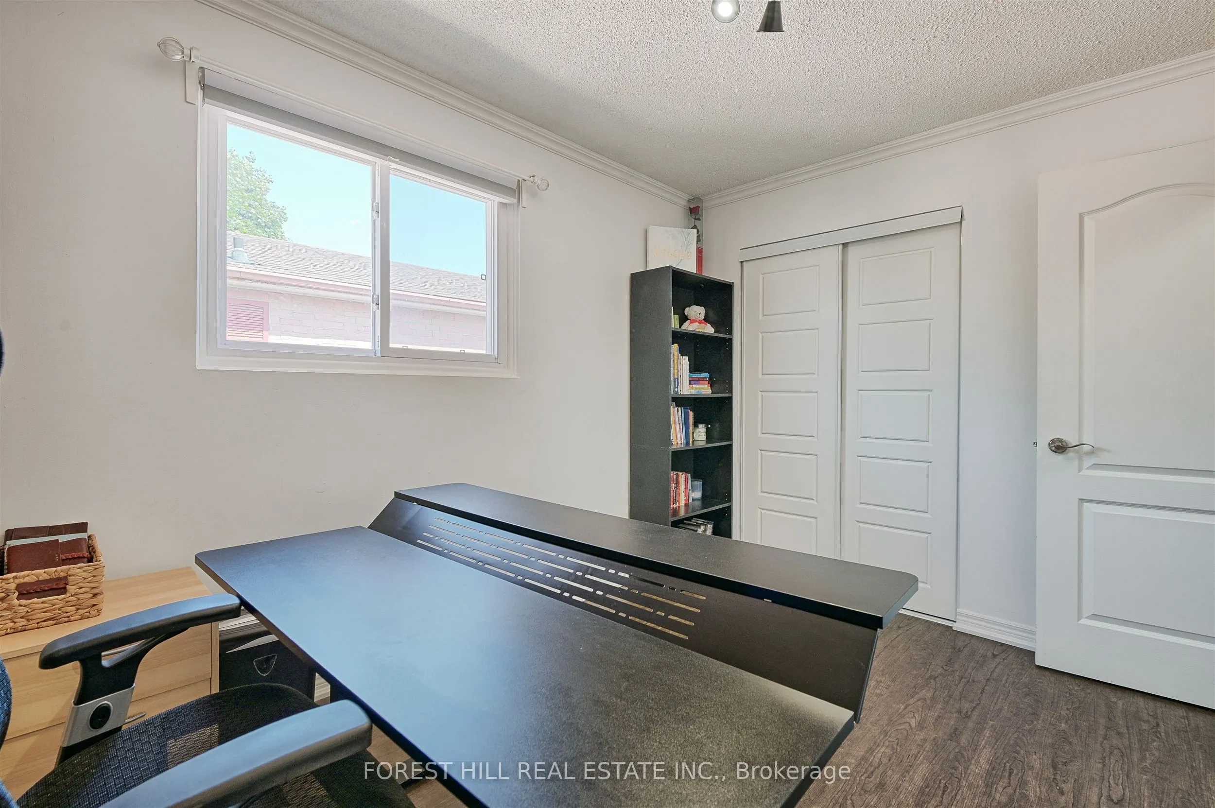 17 Rushmore Crescent