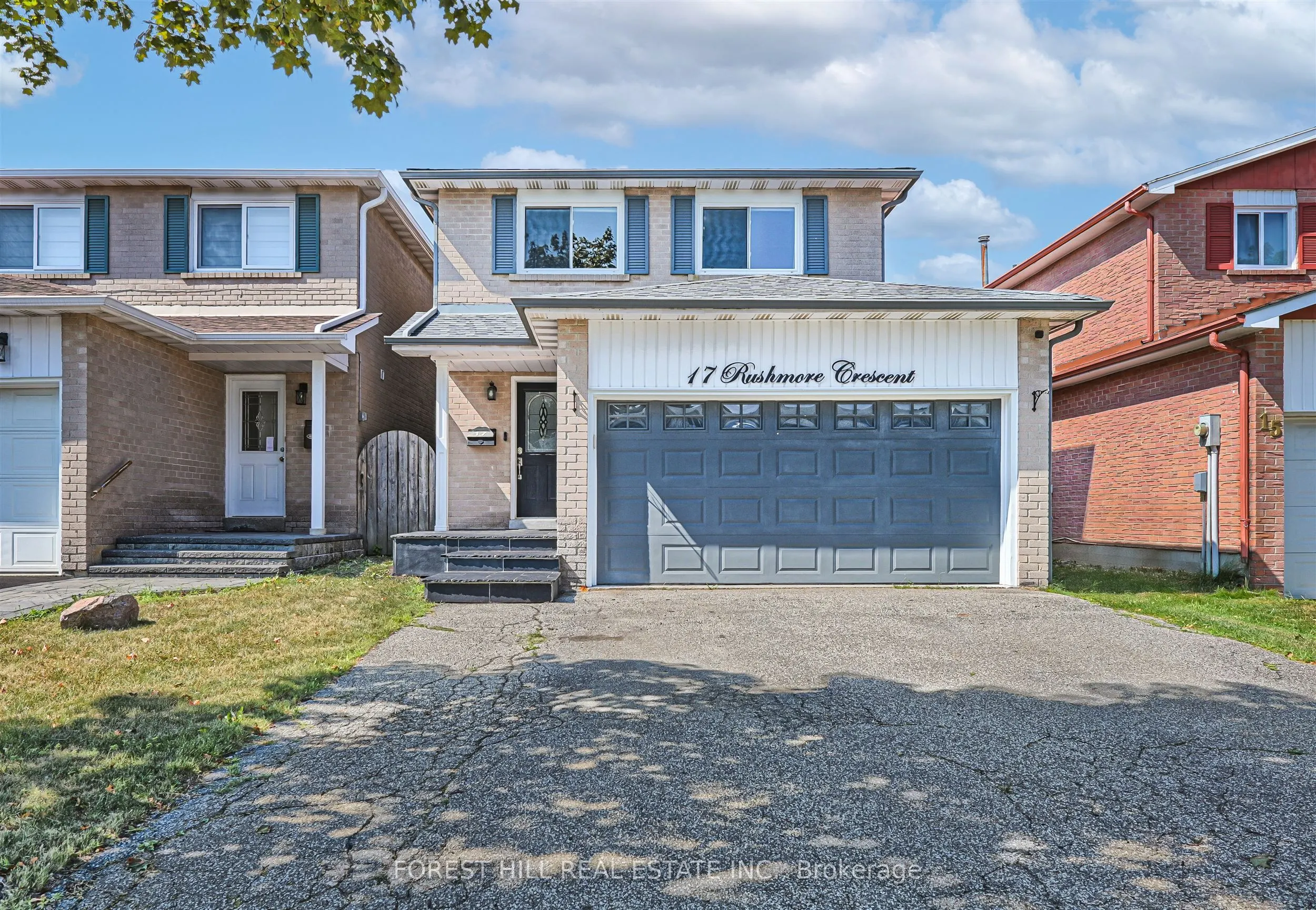 17 Rushmore Crescent