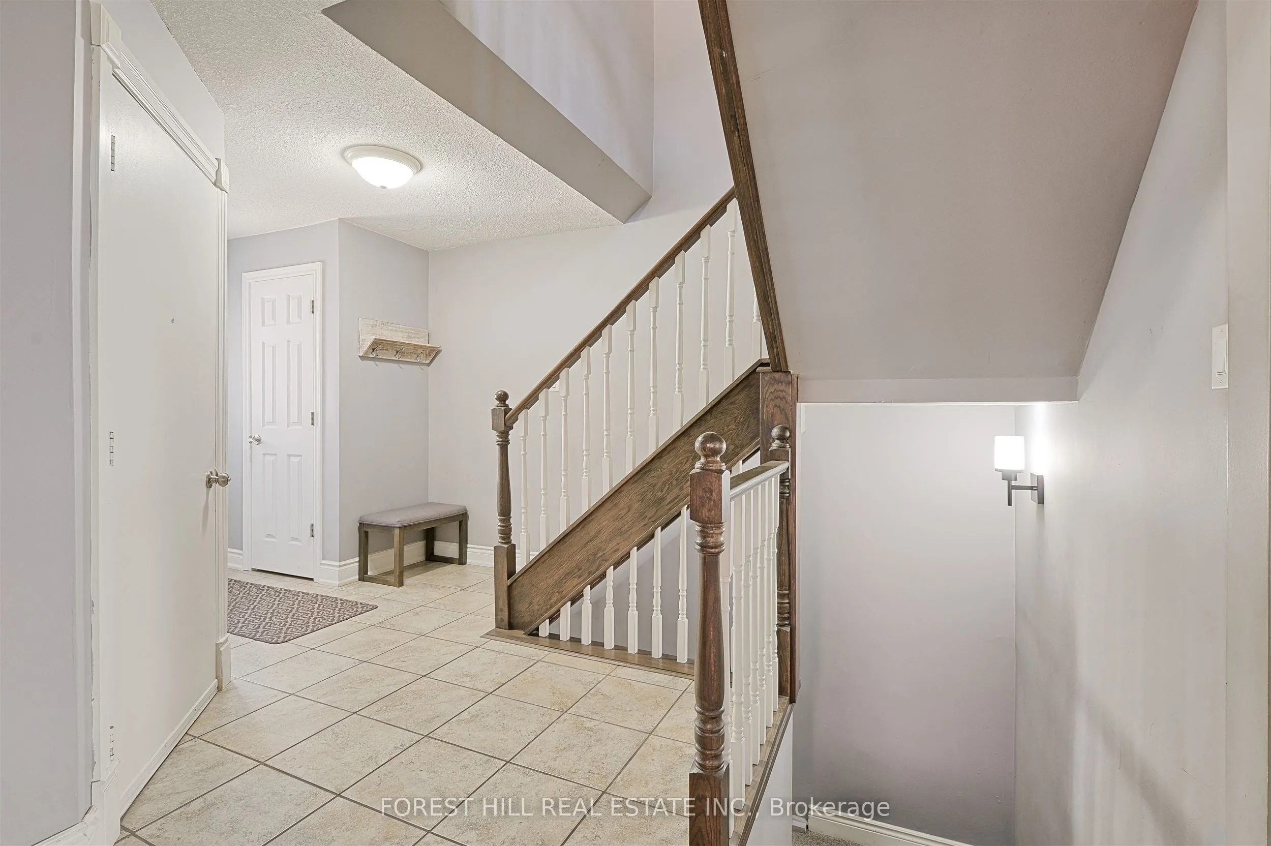 17 Rushmore Crescent