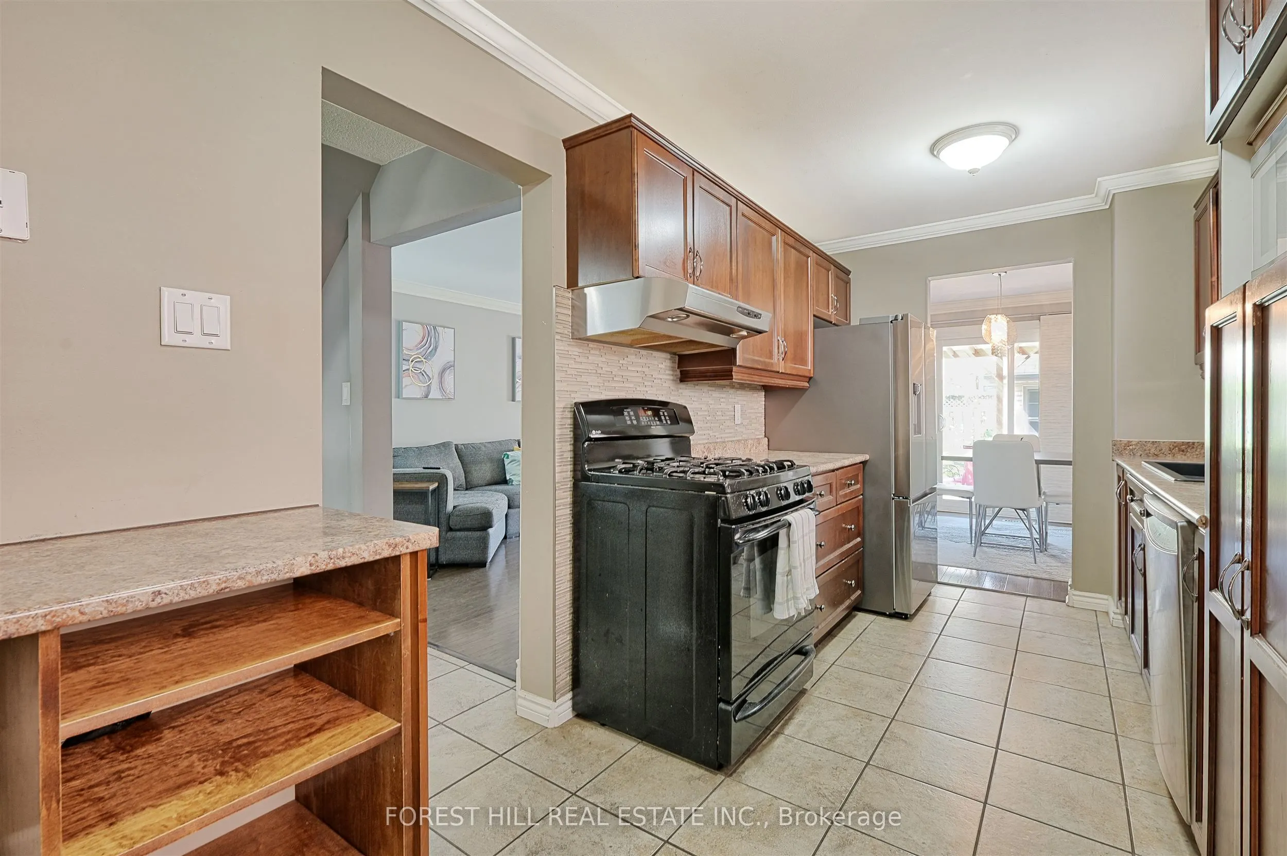 17 Rushmore Crescent
