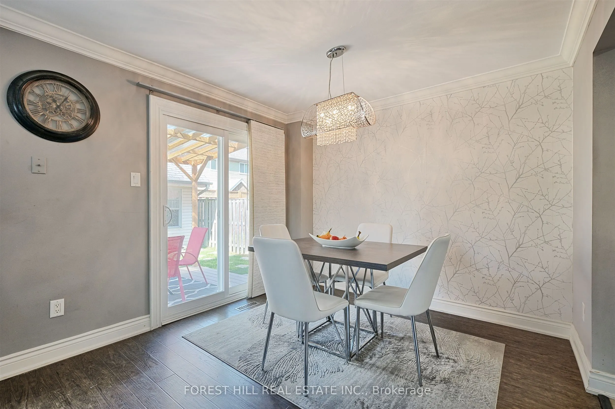 17 Rushmore Crescent