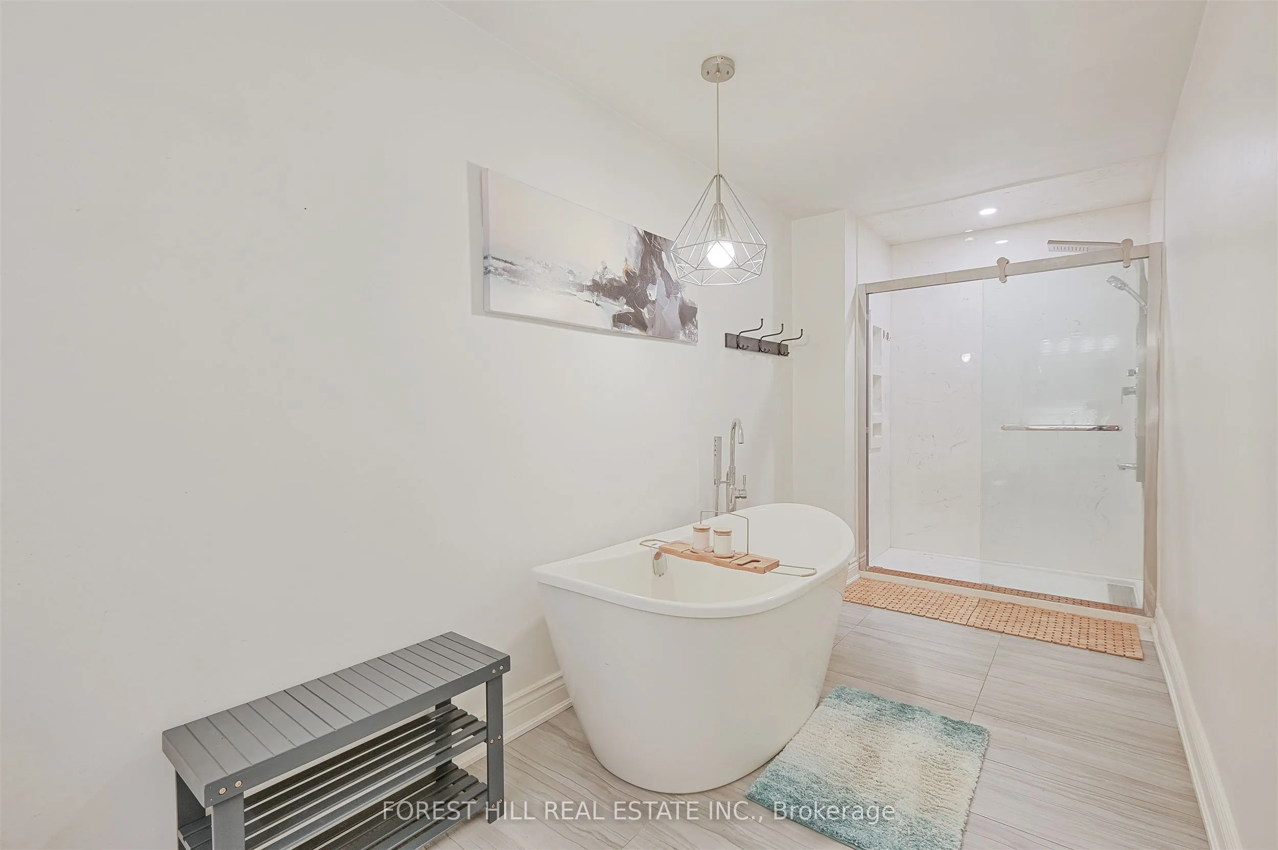 17 Rushmore Crescent