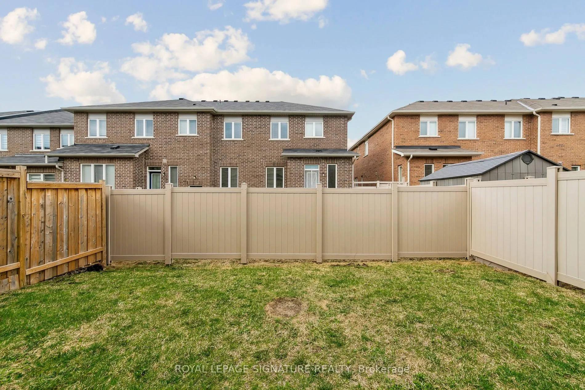 1466 Chretien Street
