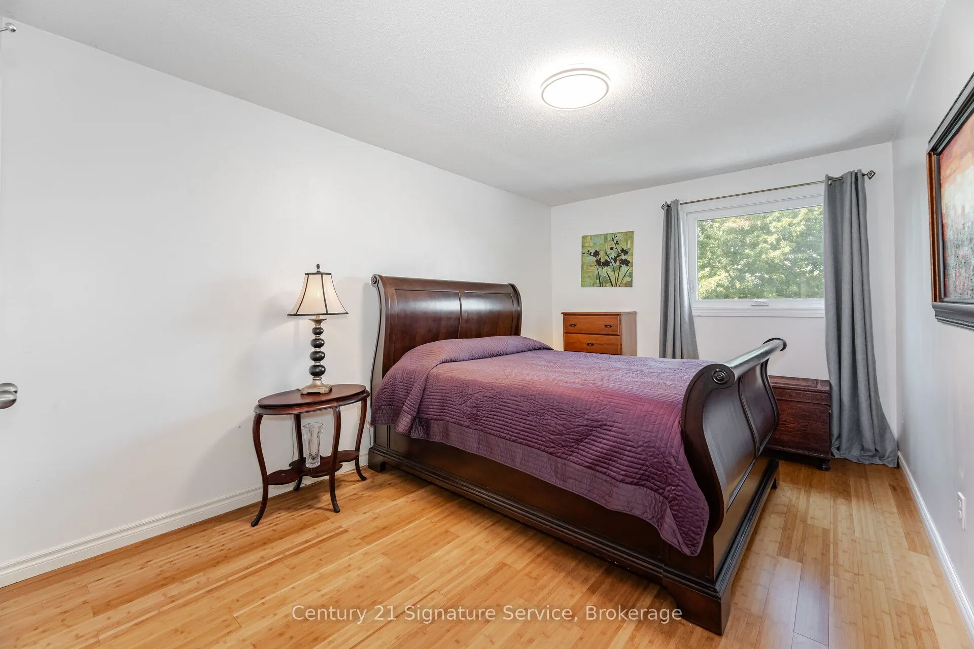 5955 Ladyburn Crescent