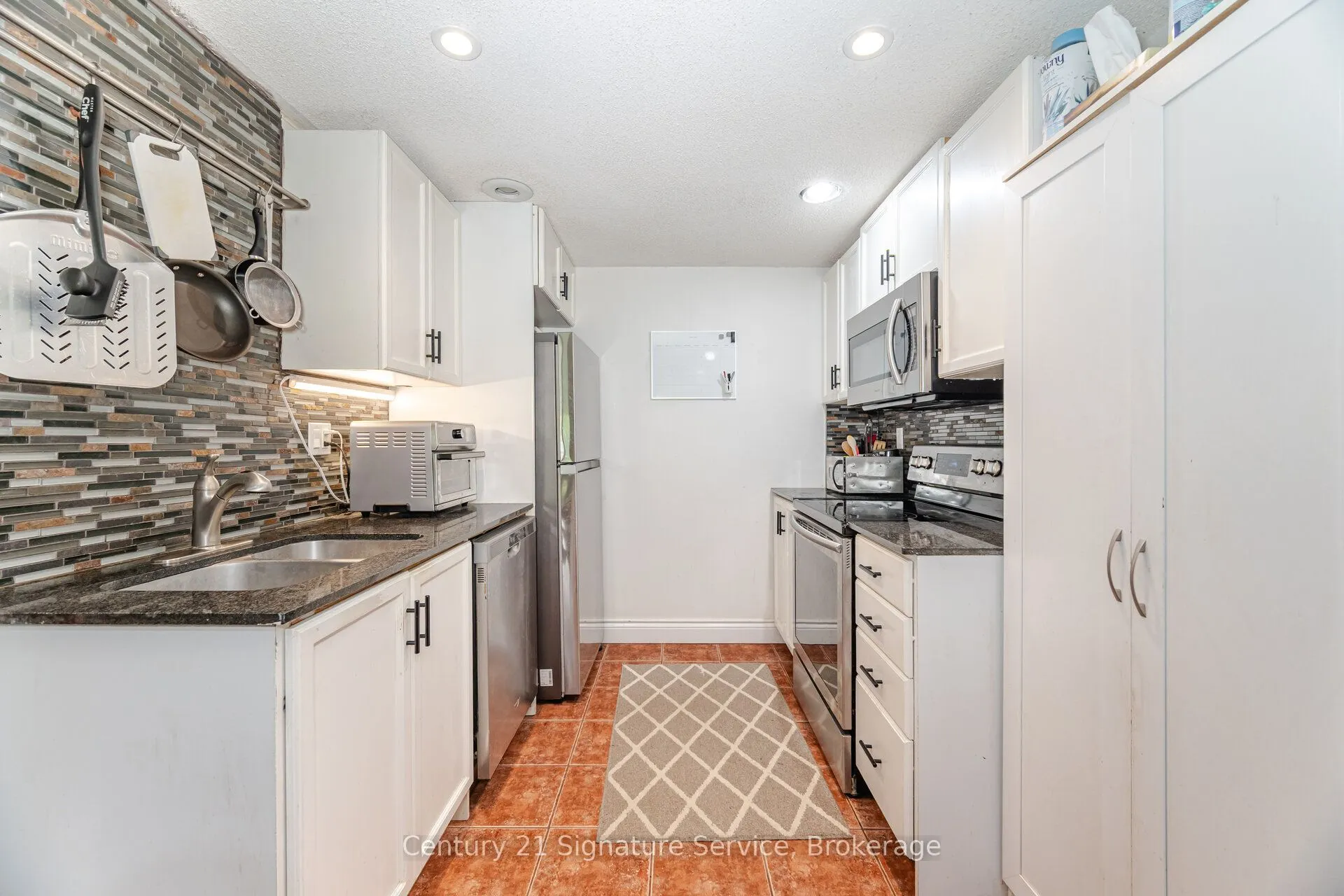 5955 Ladyburn Crescent