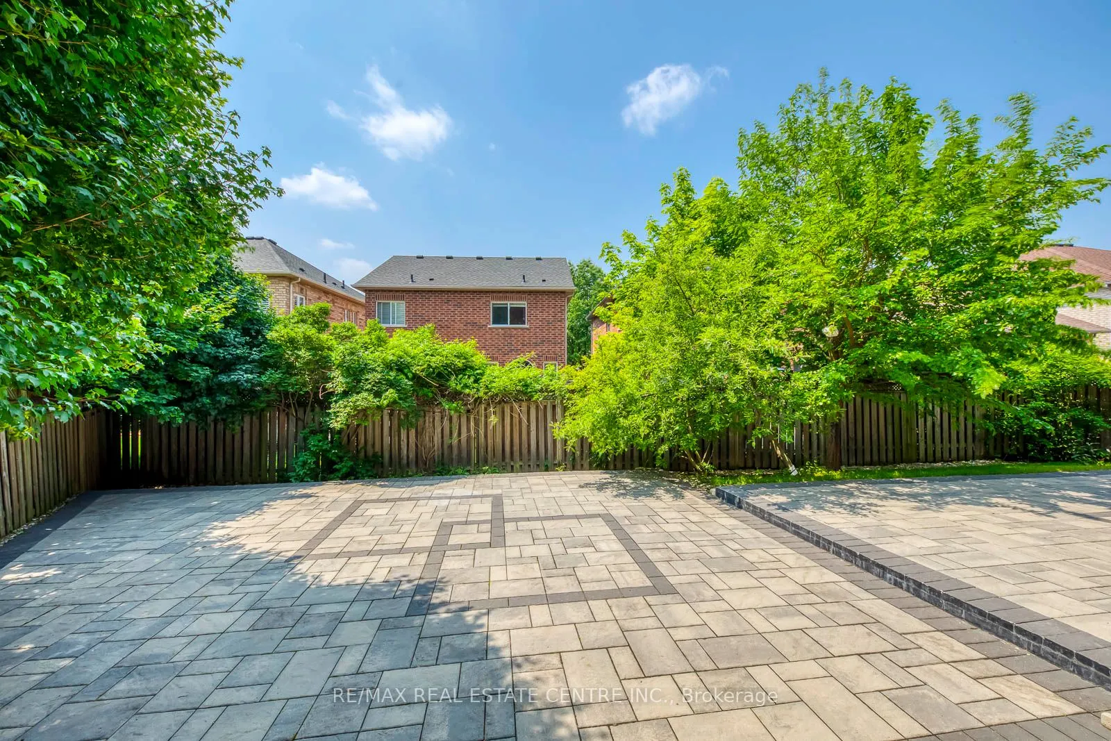 5360 Cachet Crescent