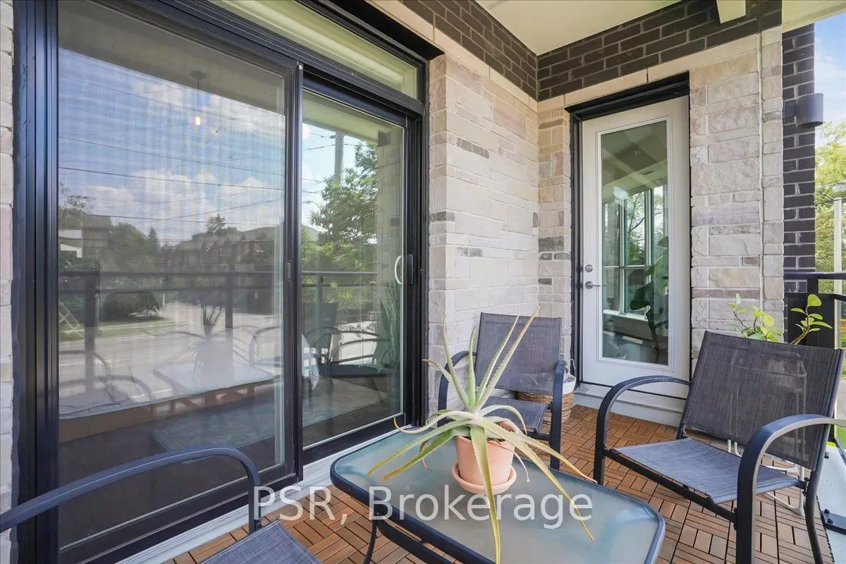 320 Plains Road E, #211