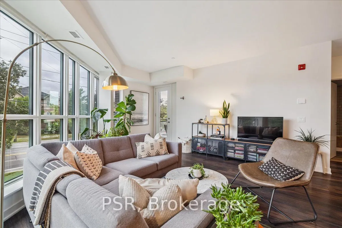 320 Plains Road E, #211