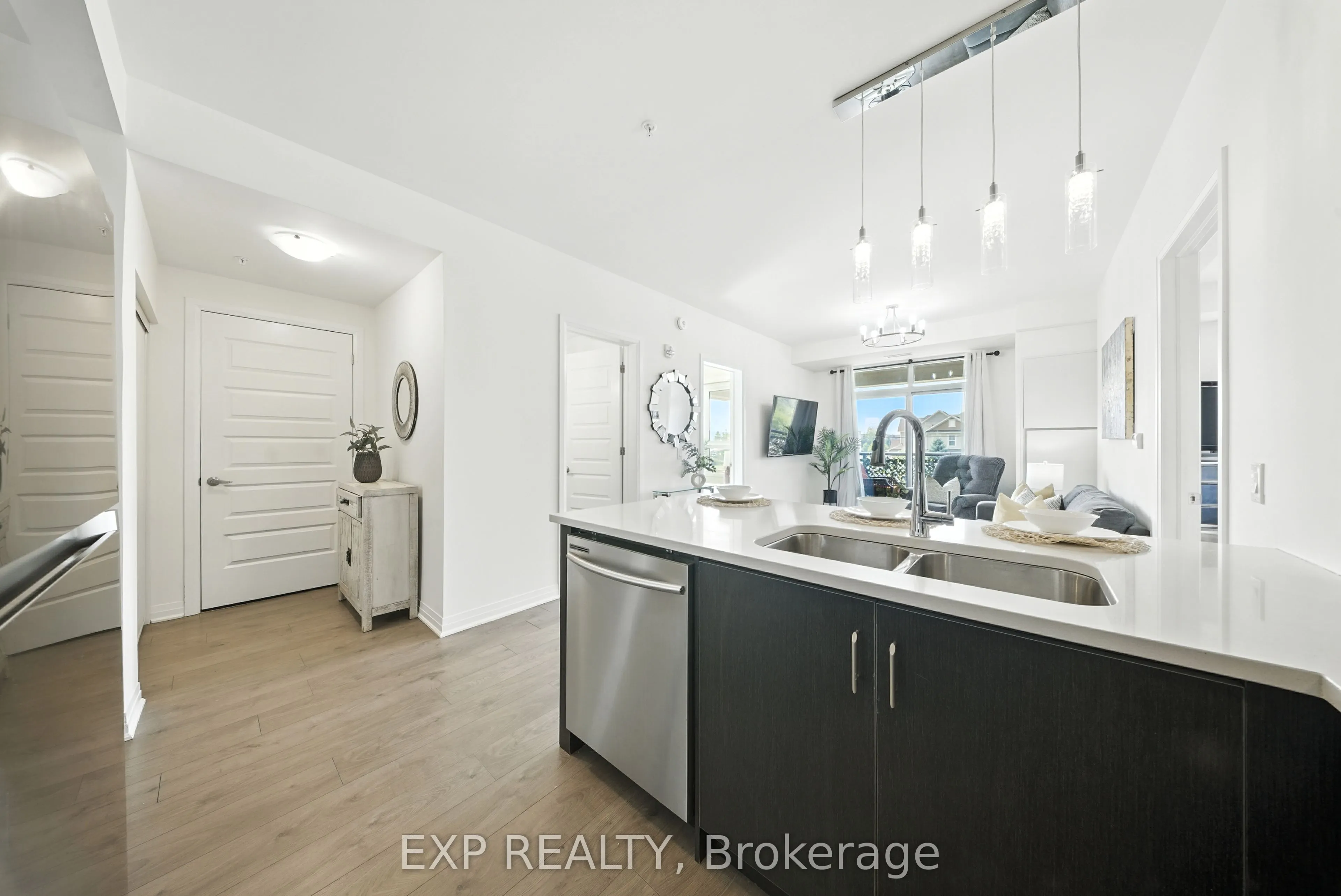 1105 Leger Way, #210