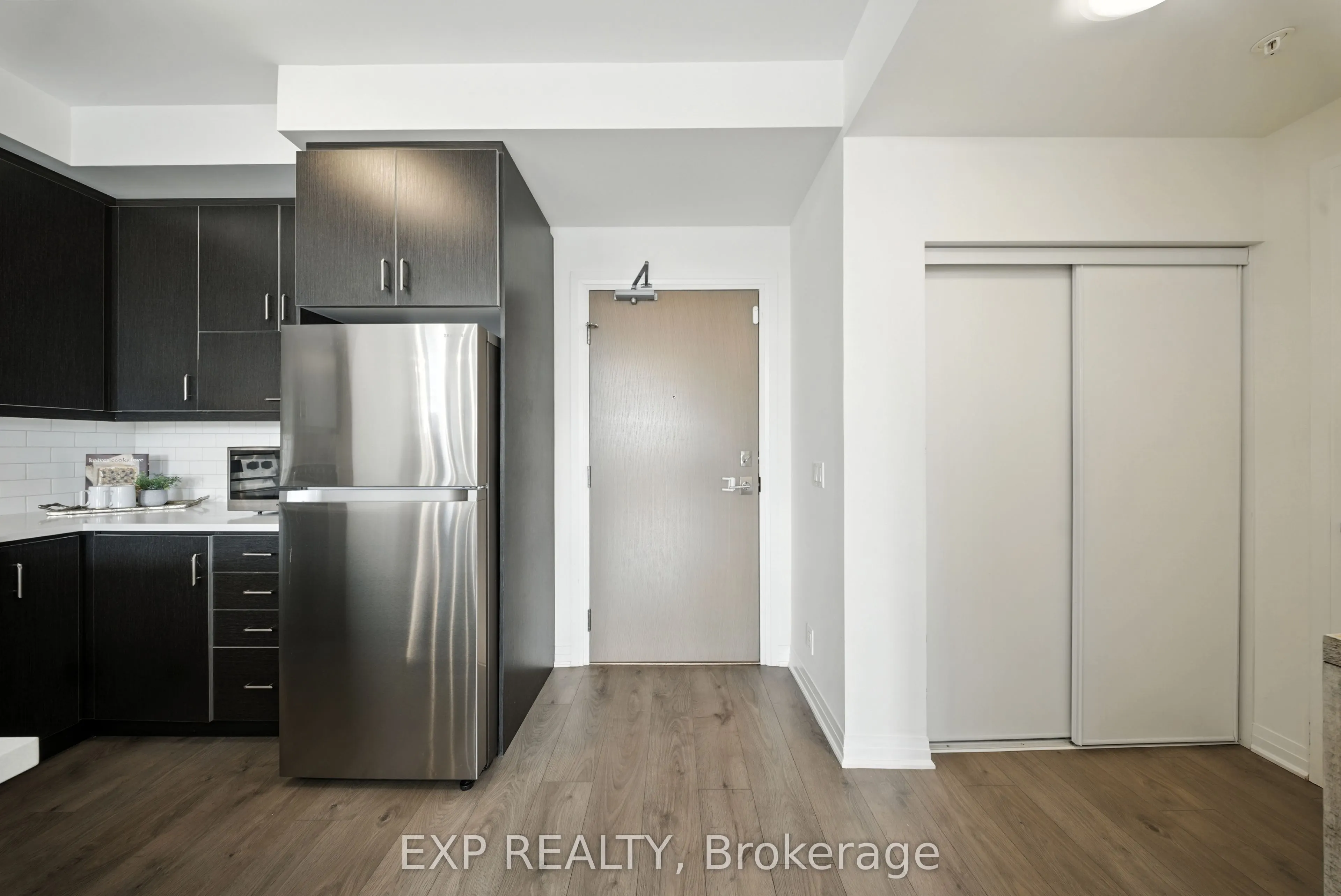 1105 Leger Way, #210