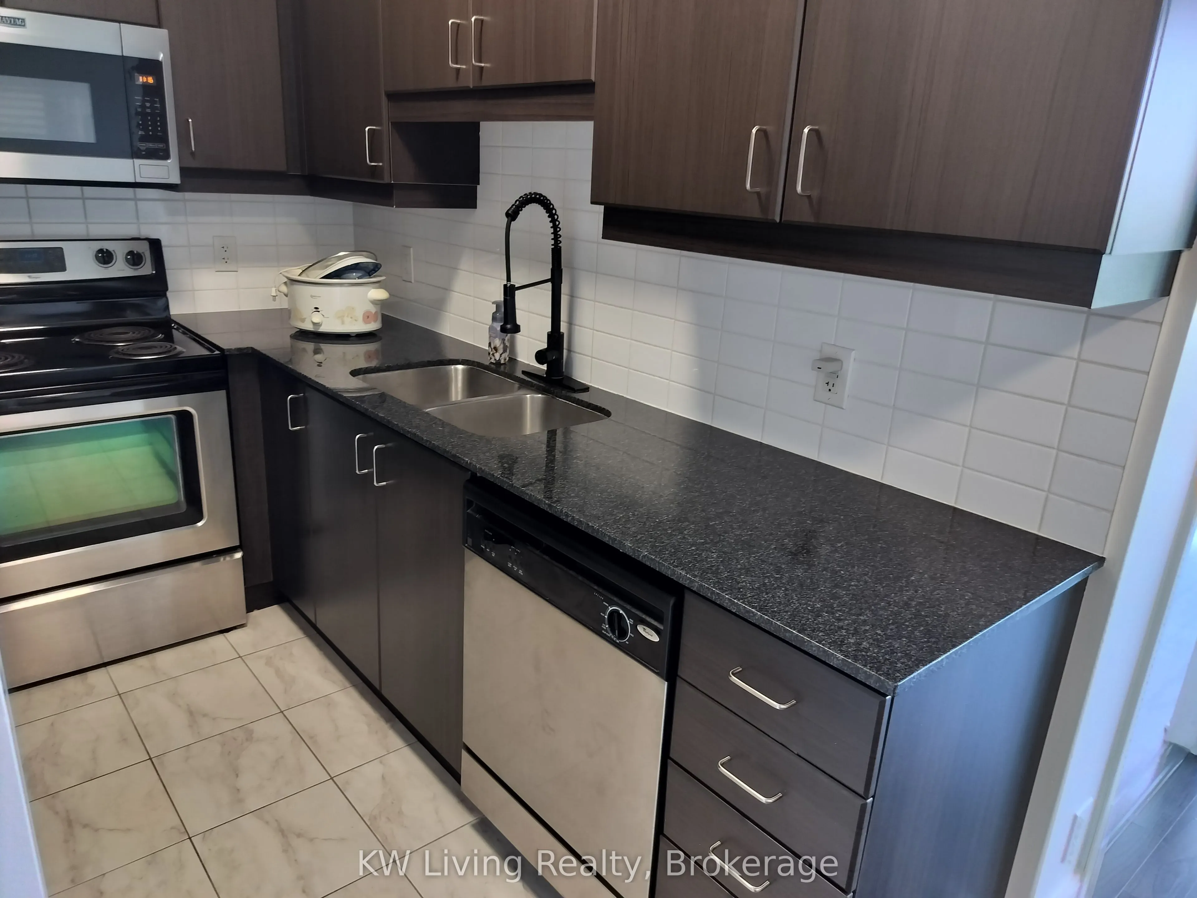 60 Absolute Avenue, #505
