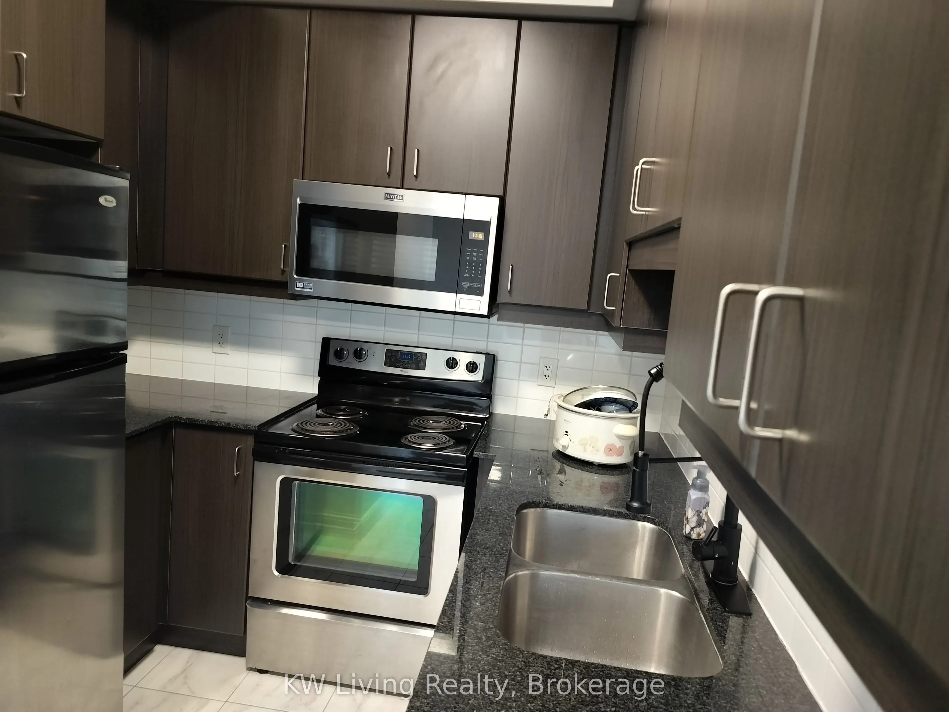 60 Absolute Avenue, #505
