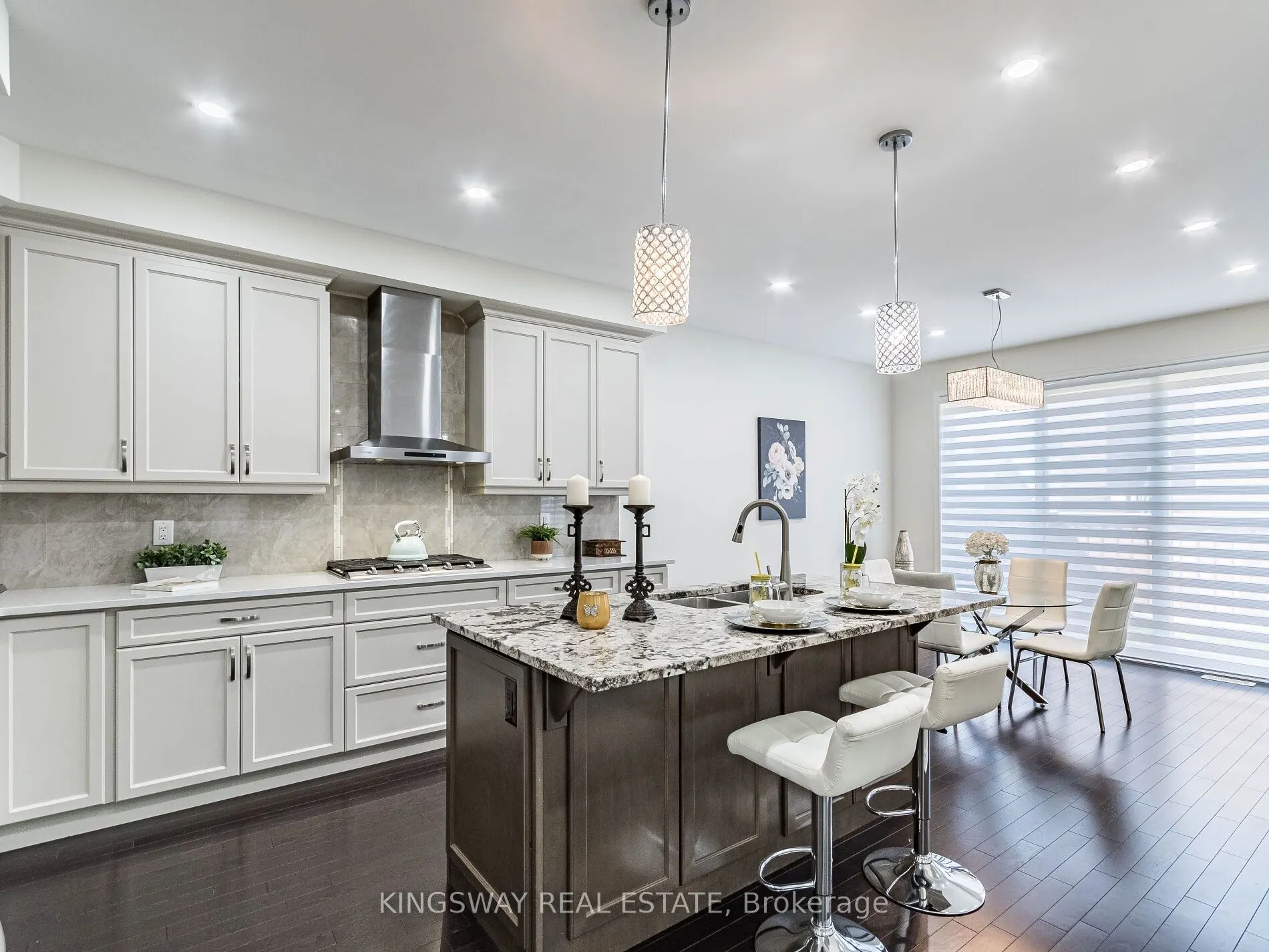 1448 Sycamore Garden