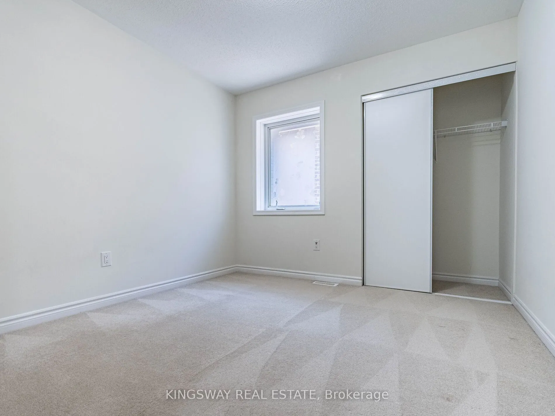 1448 Sycamore Garden