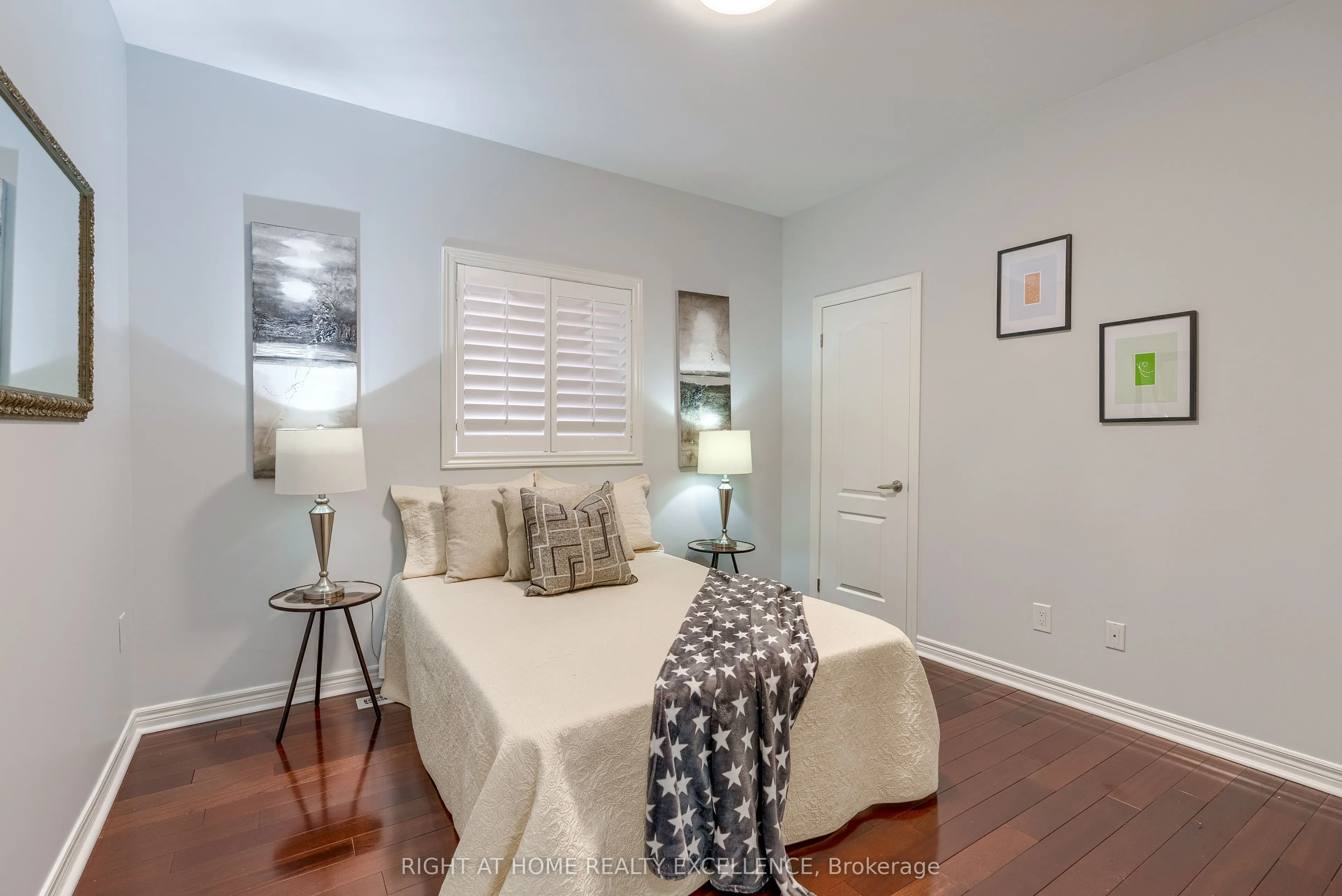 6862 Gooderham Estate Boulevard