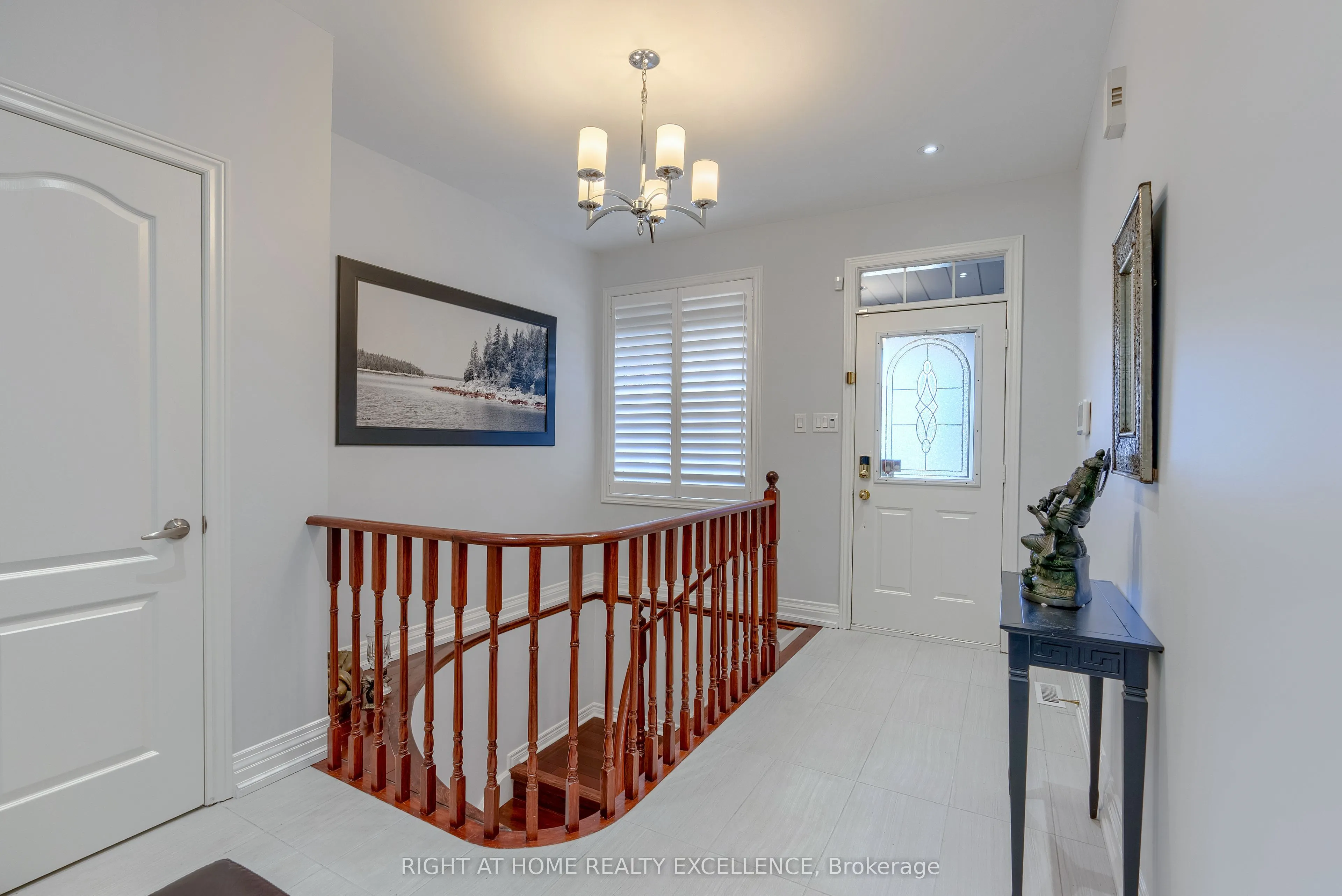 6862 Gooderham Estate Boulevard