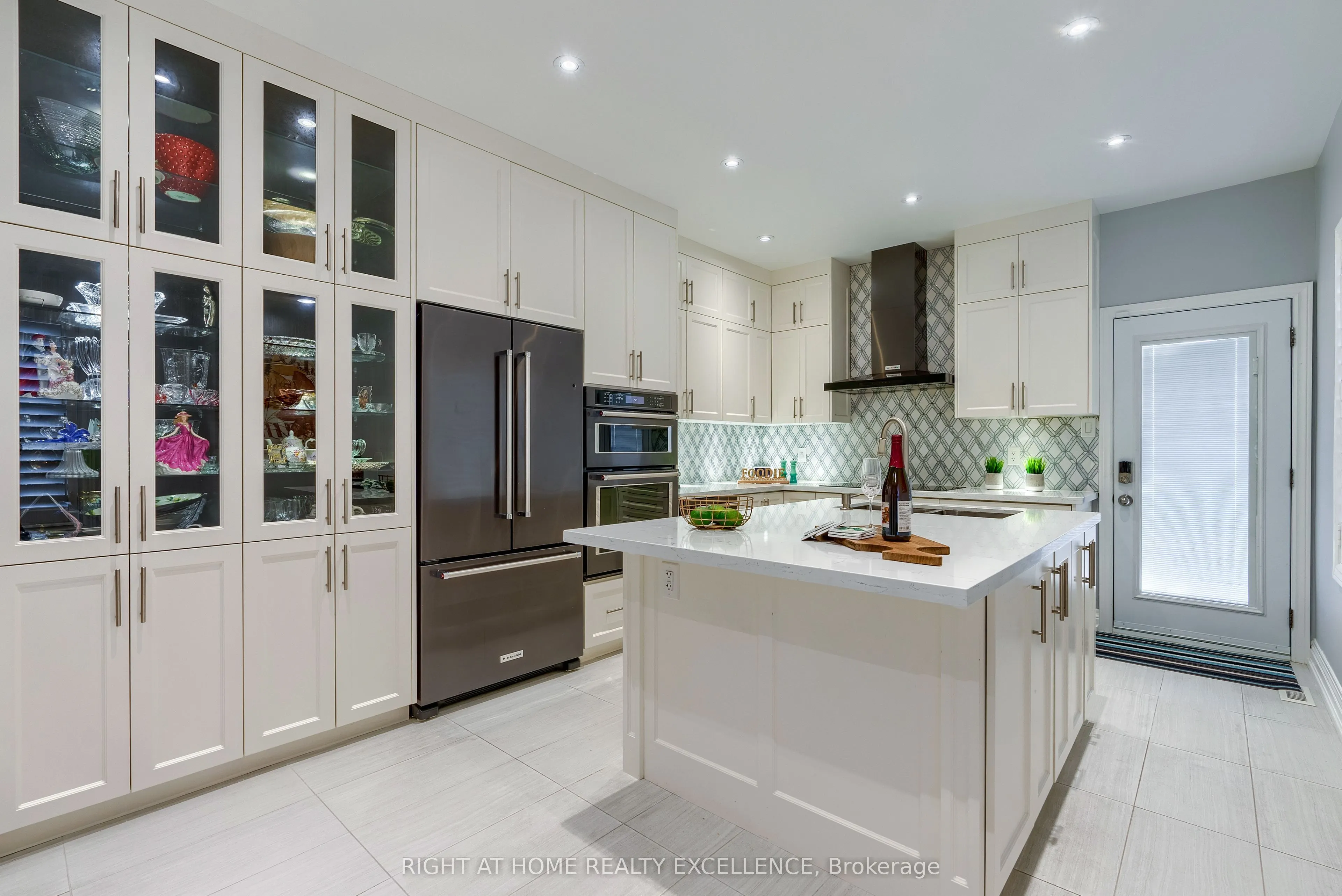 6862 Gooderham Estate Boulevard