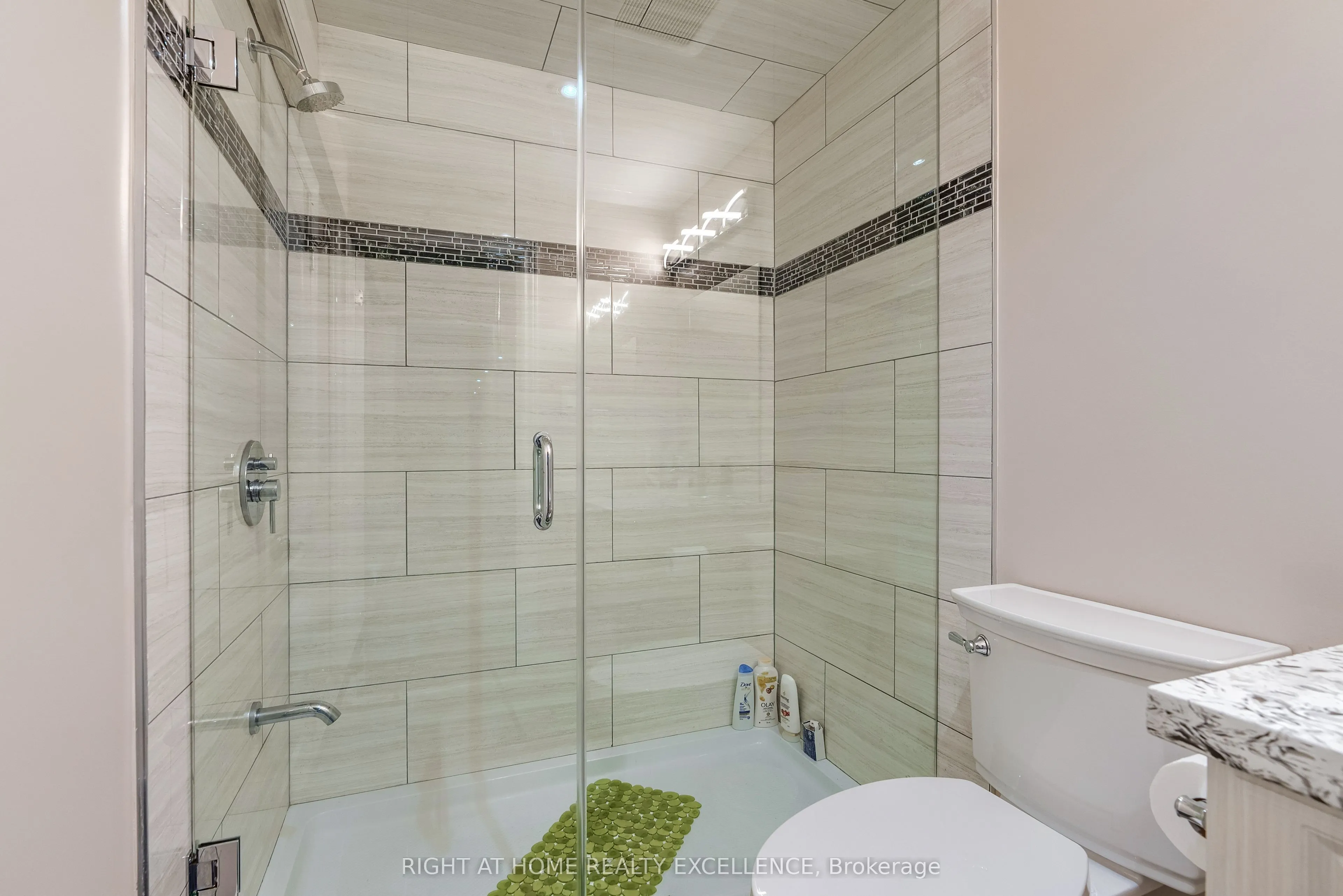 6862 Gooderham Estate Boulevard