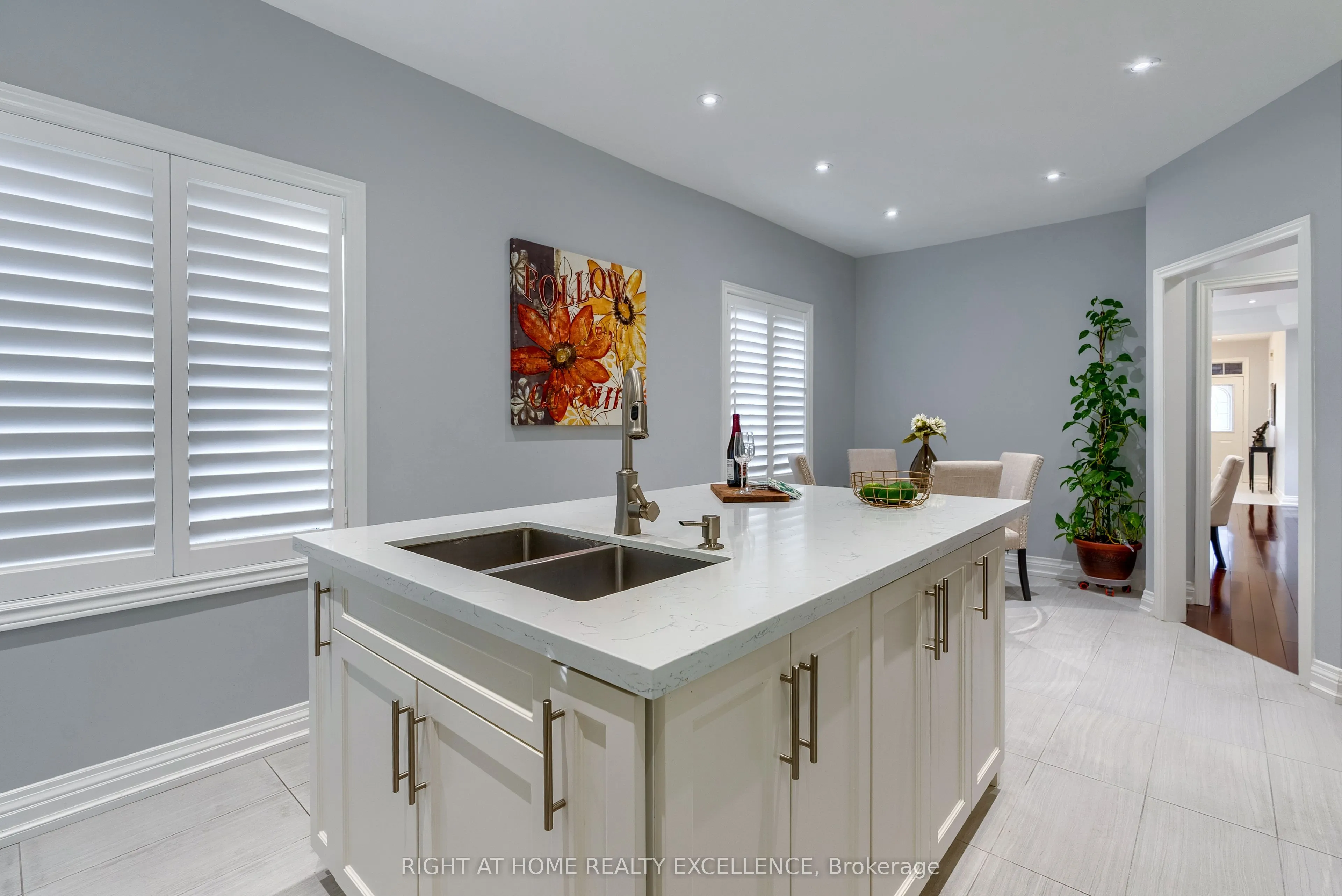6862 Gooderham Estate Boulevard