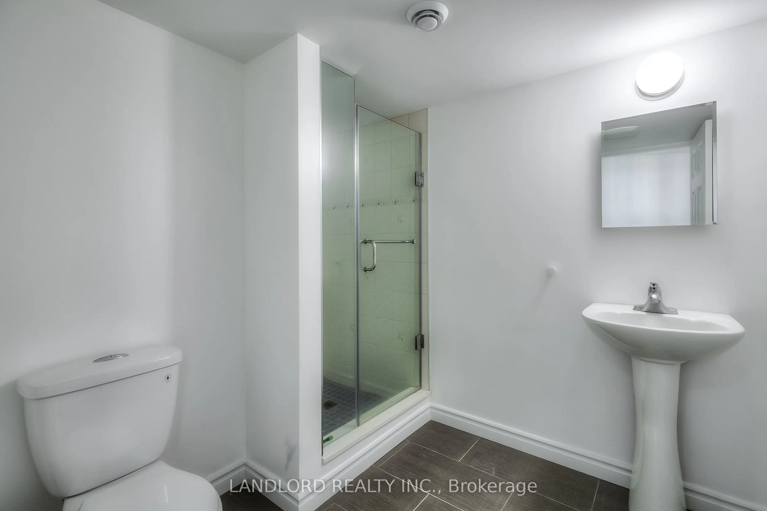993 Southdown Road