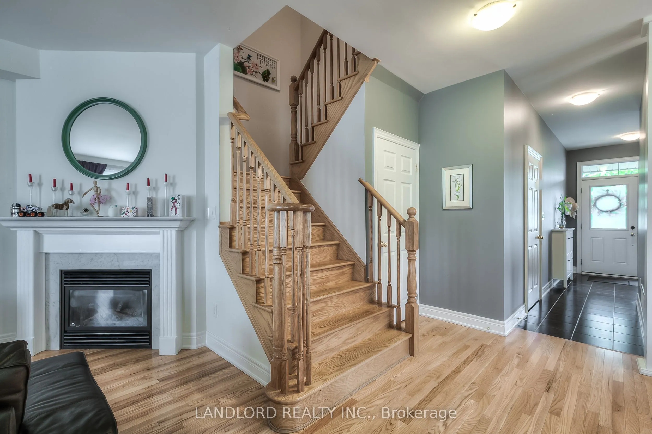 993 Southdown Road