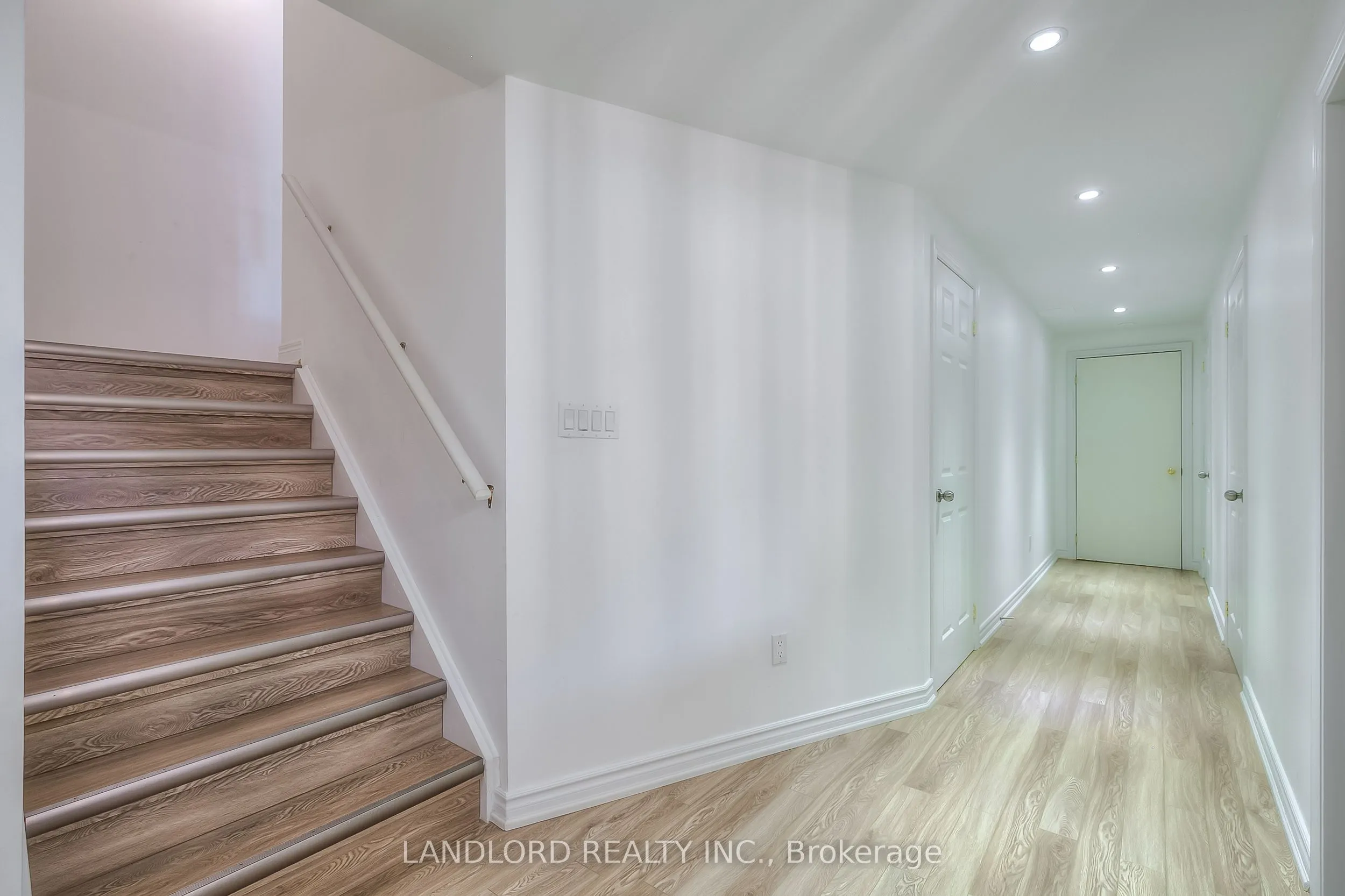 993 Southdown Road