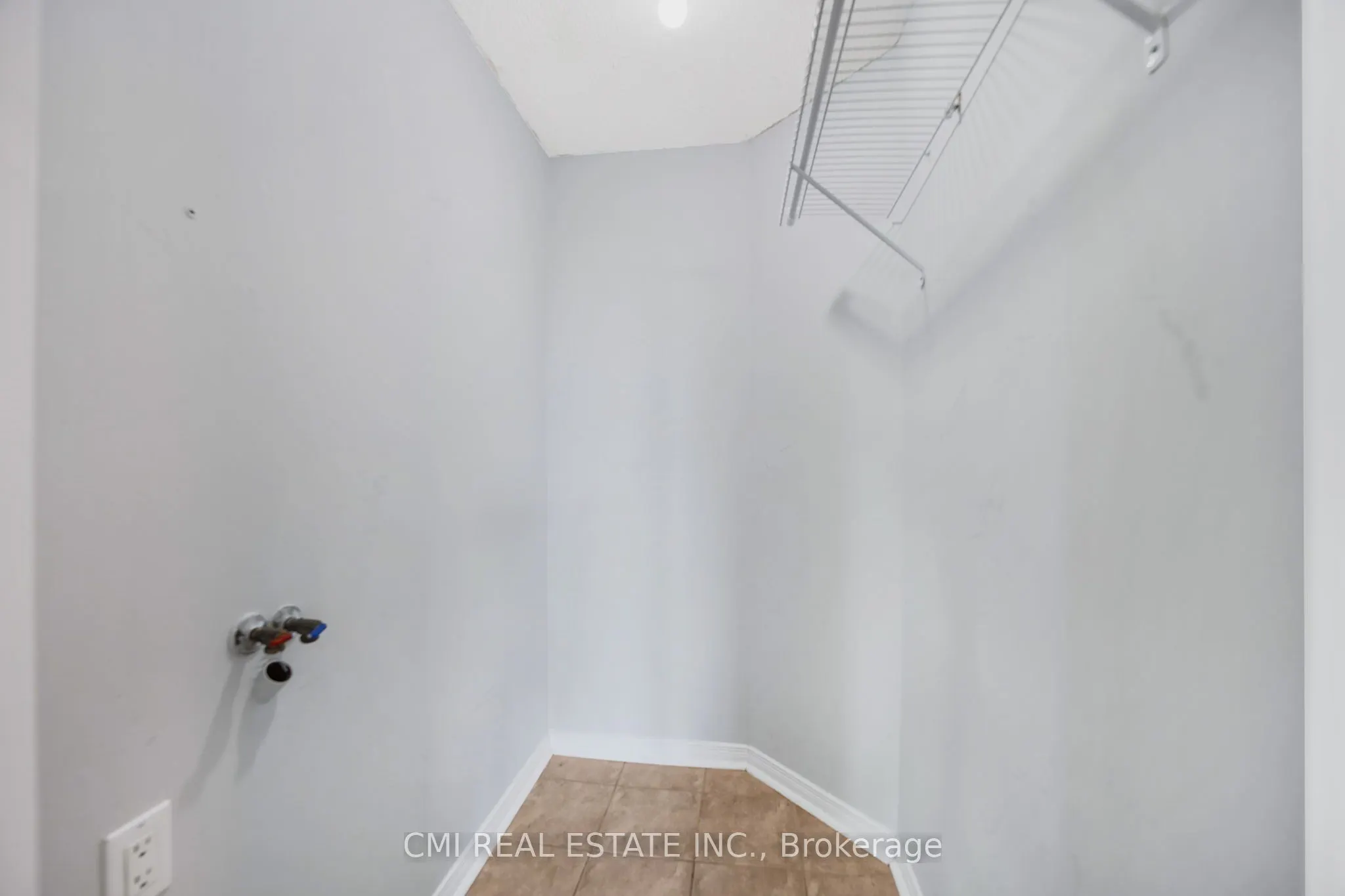 6720 Glen Erin Drive, #302
