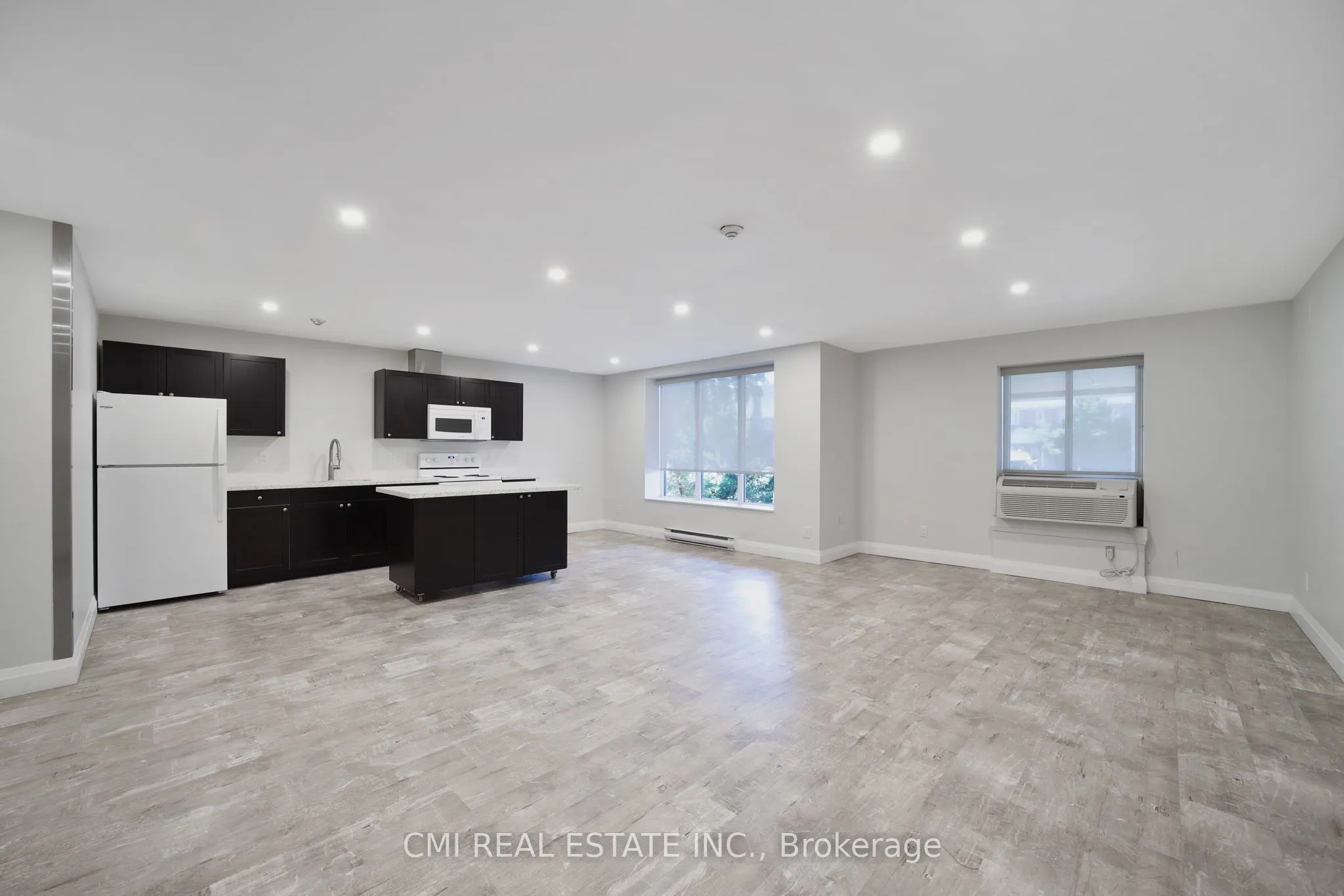 6720 Glen Erin Drive, #302