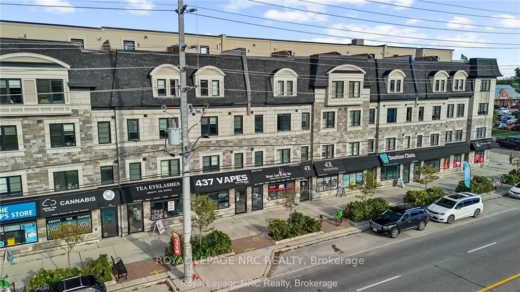 559 Lakeshore Road E