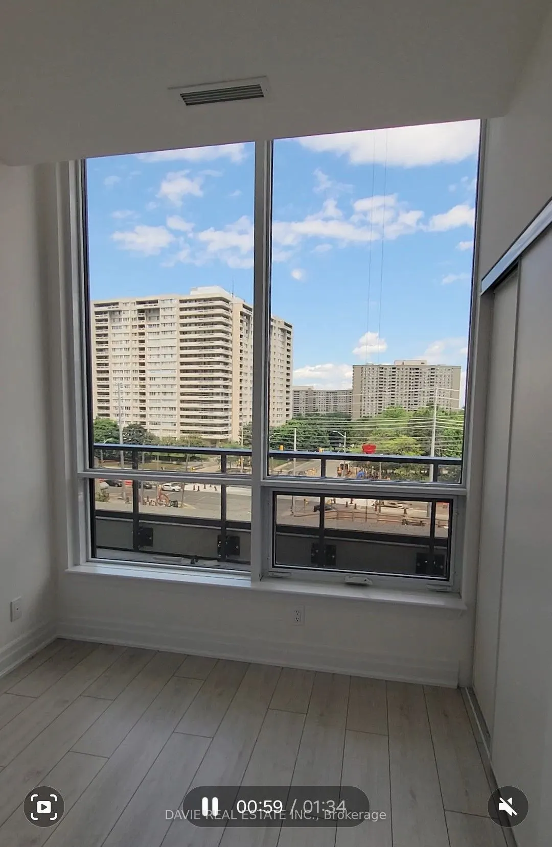 30 Elm Drive W, #401