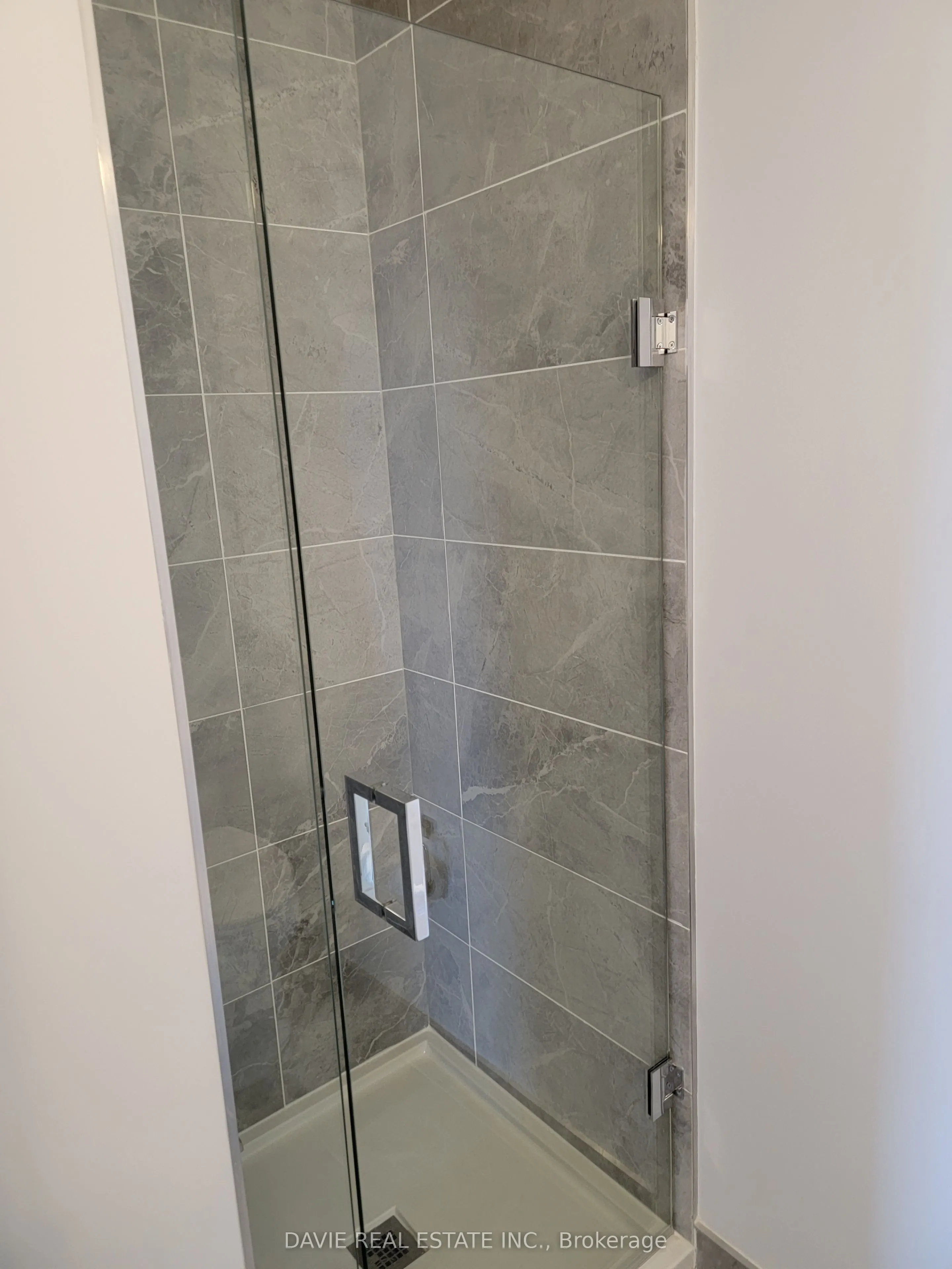30 Elm Drive W, #401